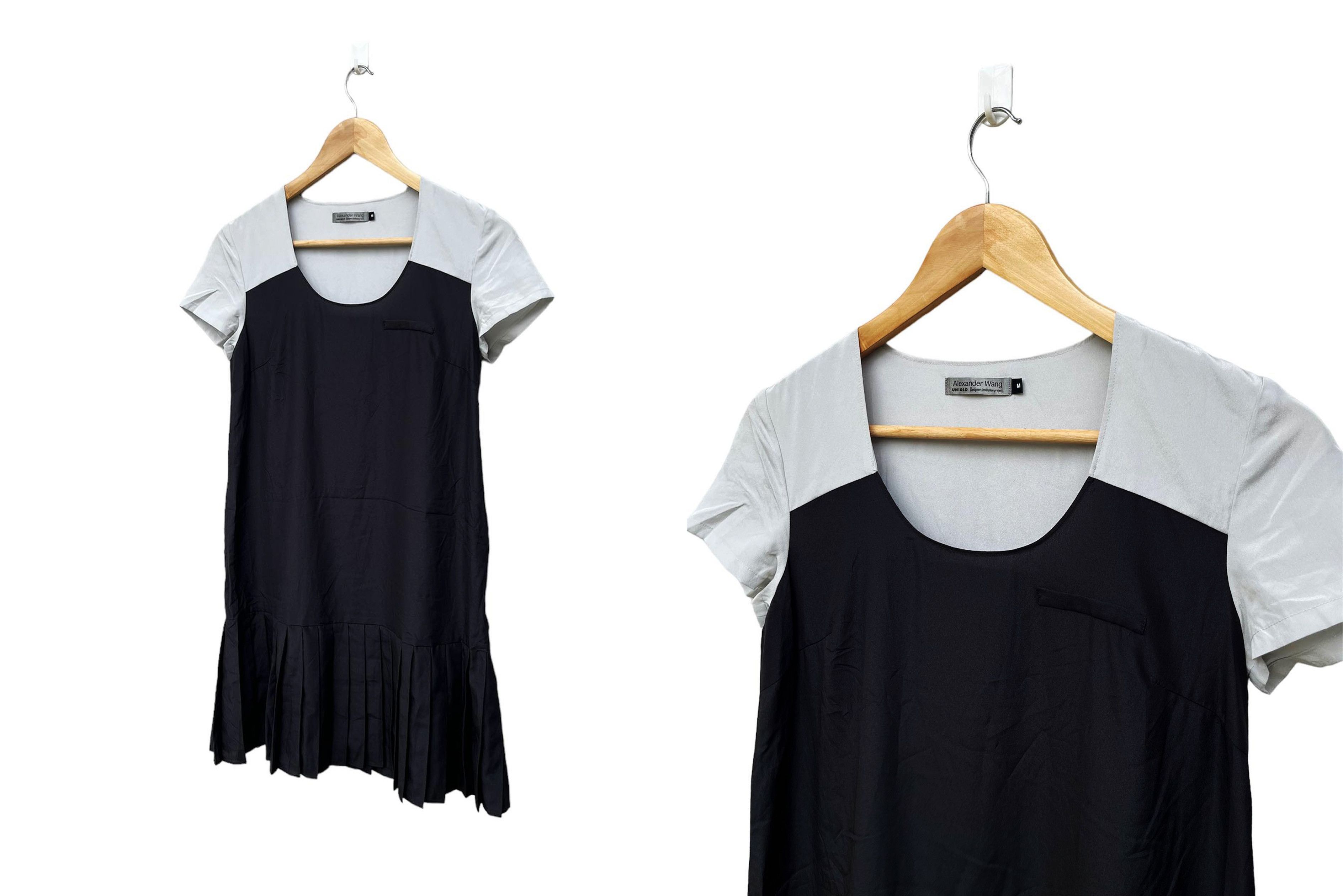 Alexander Wang x Uniqlo short sleeve pleated mini dress