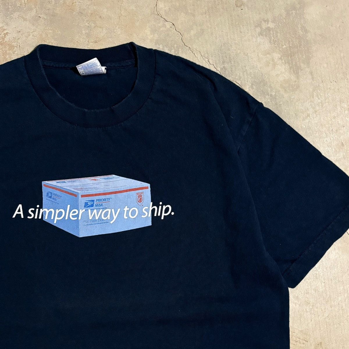 Japanese Brand × Vintage Vintage USPS A Simpler Way To Ship Tee Size US L / EU 52-54 / 3 - 3 Thumbnail