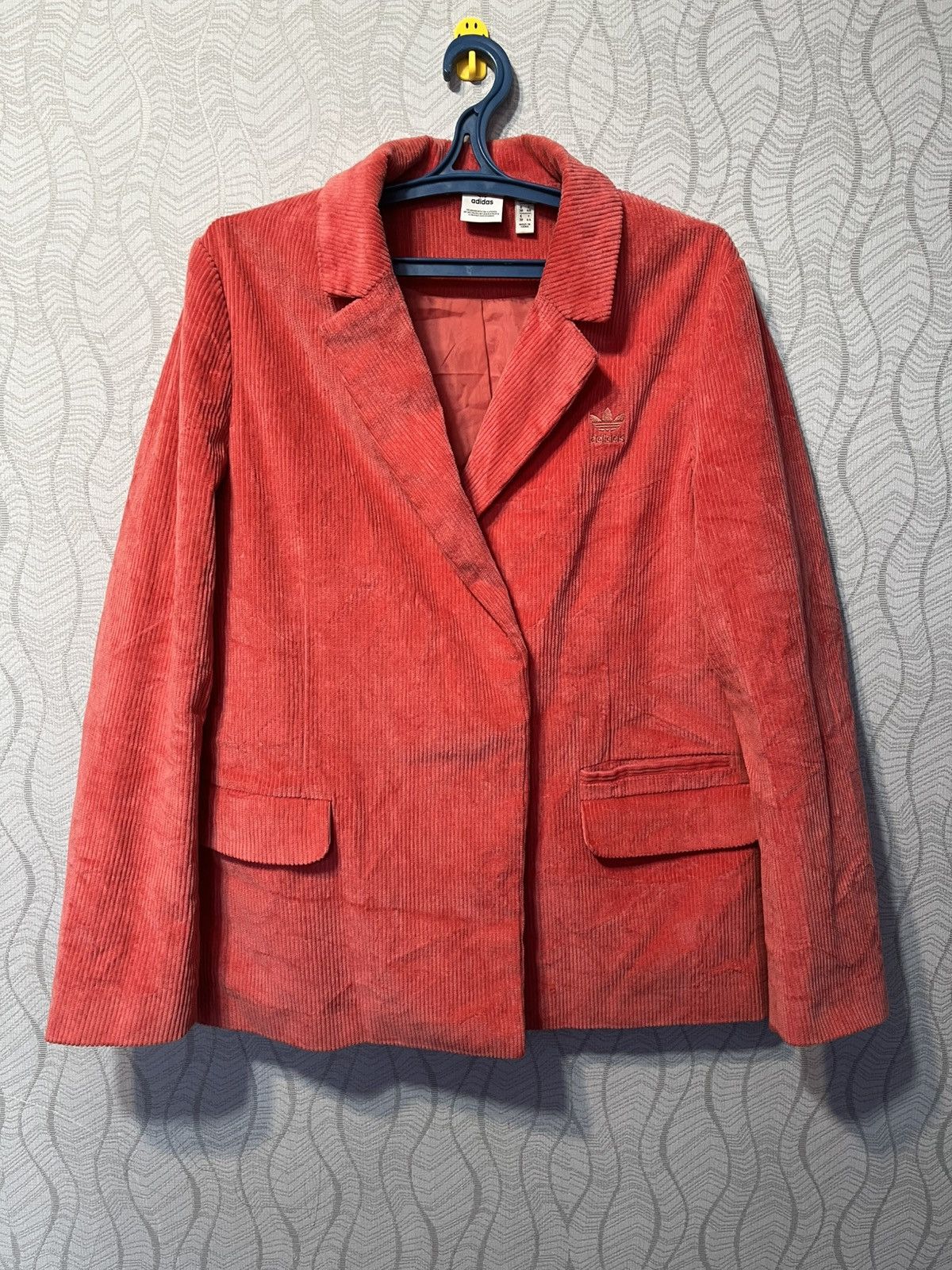 Adidas Adidas Originals Velvet Trefoil Red Corduroy Blazer Jacket Size M / US 6-8 / IT 42-44 - 1 Thumbnail