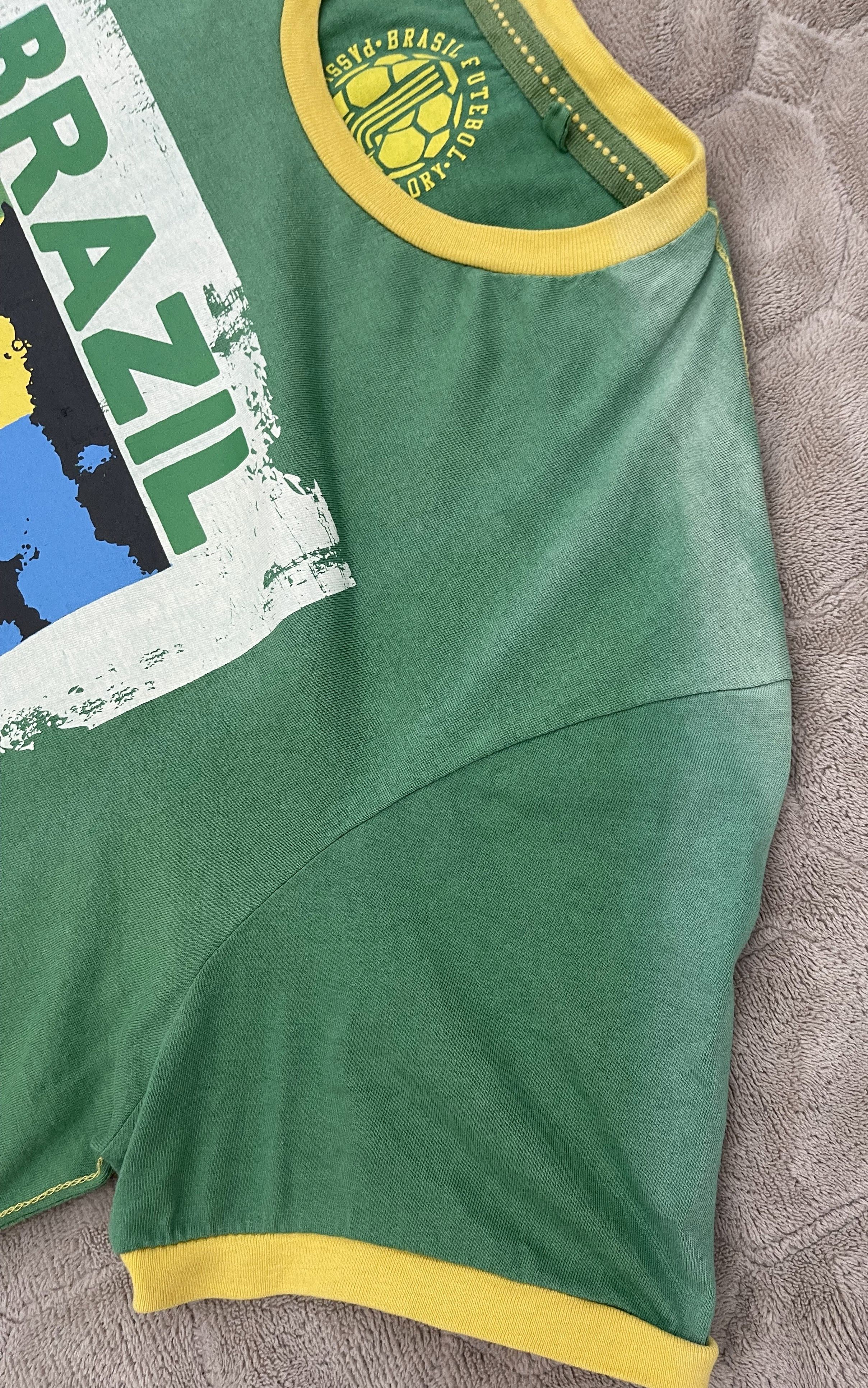 Vintage BRAZIL PELE WORLD CUP 2002 Size US L / EU 52-54 / 3 - 4 Thumbnail