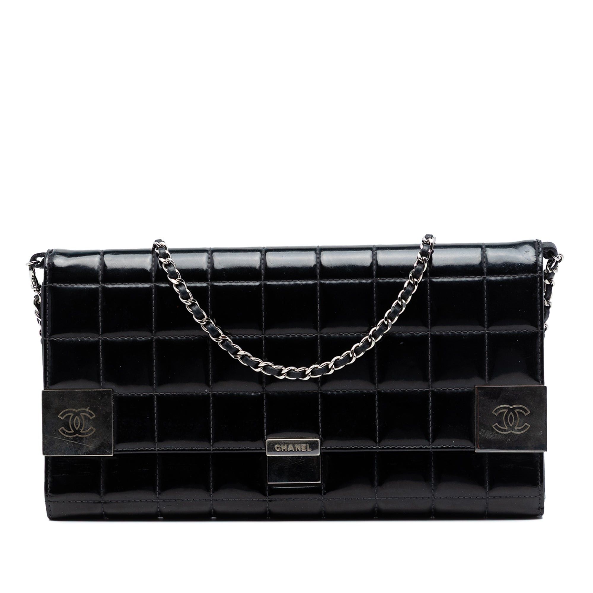 Chanel CC Chocolate Bar Patent Clutch on Chain Size ONE SIZE - 1 Thumbnail