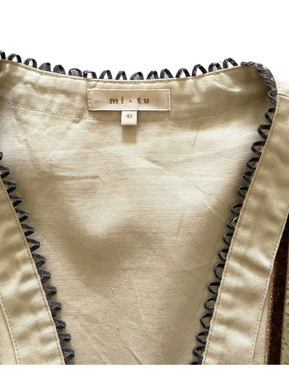 Vintage Japanese Brand Mi-Tu Vest nice design Size S / US 4 / IT 40 - 6 Thumbnail