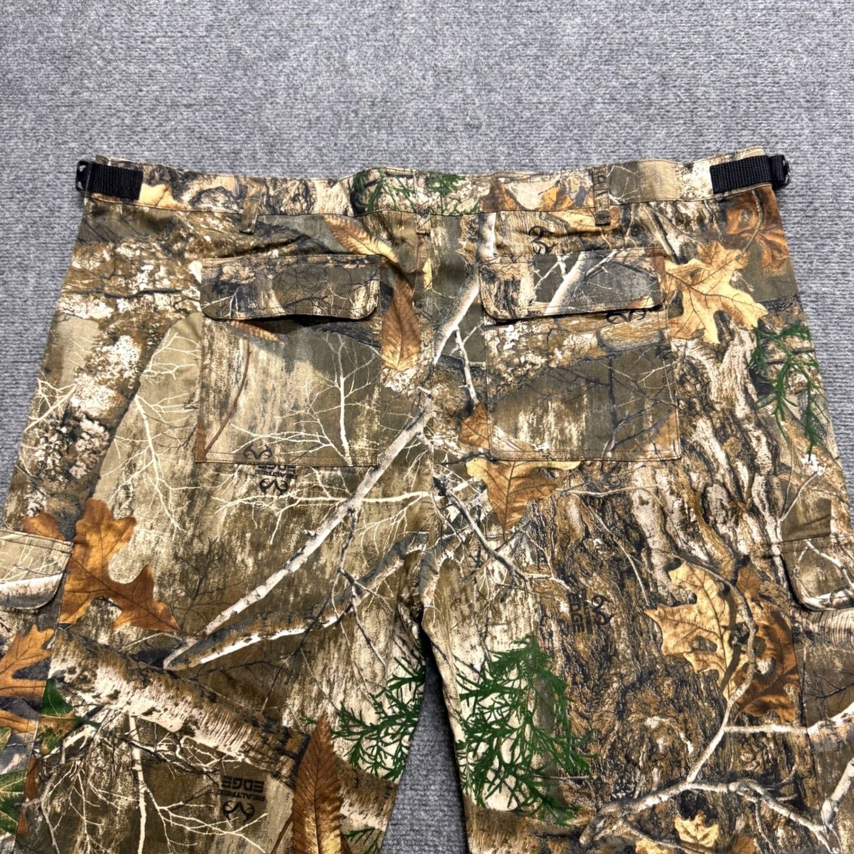 Habitat Habit Pants Carpenter Men's 2XL Real Tree Camouflage Outdoor Cotton Multi-Colored Mens 2XT Multicolor Casual Distressed Size US 39 - 8 Thumbnail