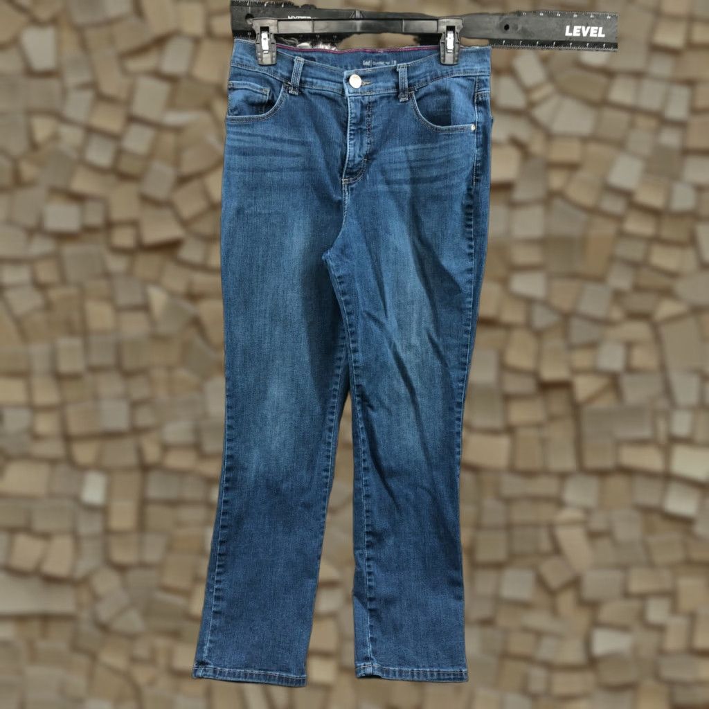 Lee Lee Classic Fit Jeans Size 8 Womens Regular Waist 29 Blue Medium Denim 5-Pocket Straight Vintage No N/A Size 30" / US 8 / IT 44 - 1 Thumbnail