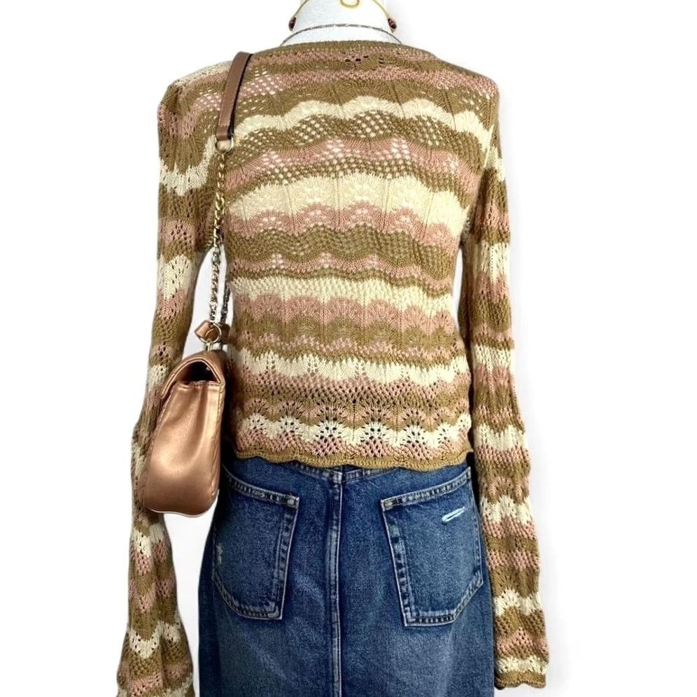 Forever 21 FOREVER 21 Crochet Sweater Womens M Brown Pink Chevron Knit Long Sleeve Size M / US 6-8 / IT 42-44 - 2 Thumbnail