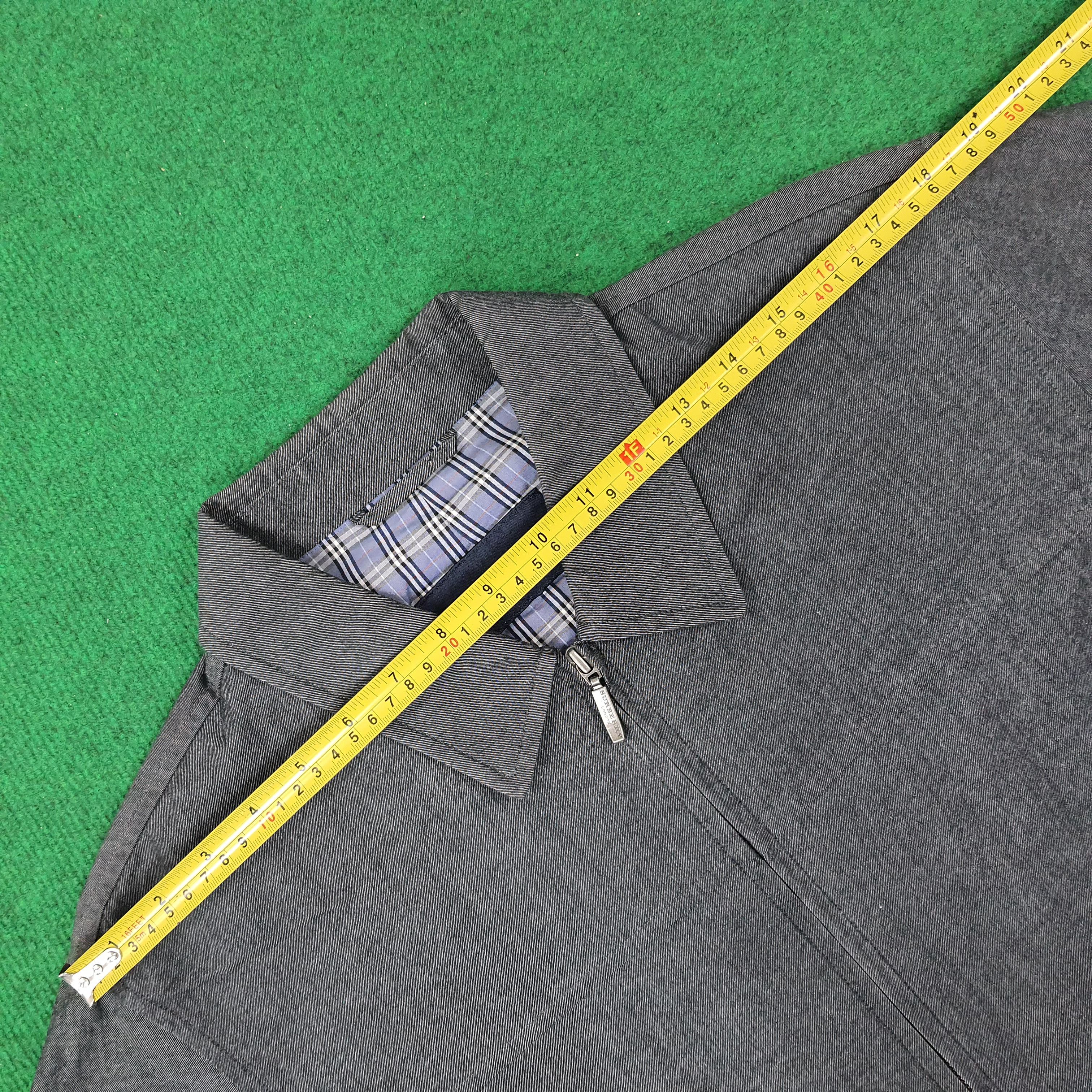 Burberry × Vintage Vintage Burberry London Designer Zipper Jacket C222N17 Size US L / EU 52-54 / 3 - 13 Thumbnail