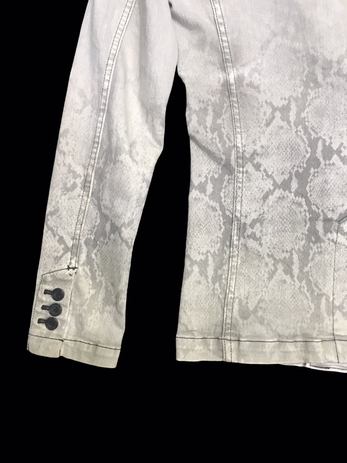 Tornado Mart 💥VERY RARE💥TORNADO MART SNAKESKIN SKINNY FIT JACKET F362 Size S / US 4 / IT 40 - 19 Thumbnail
