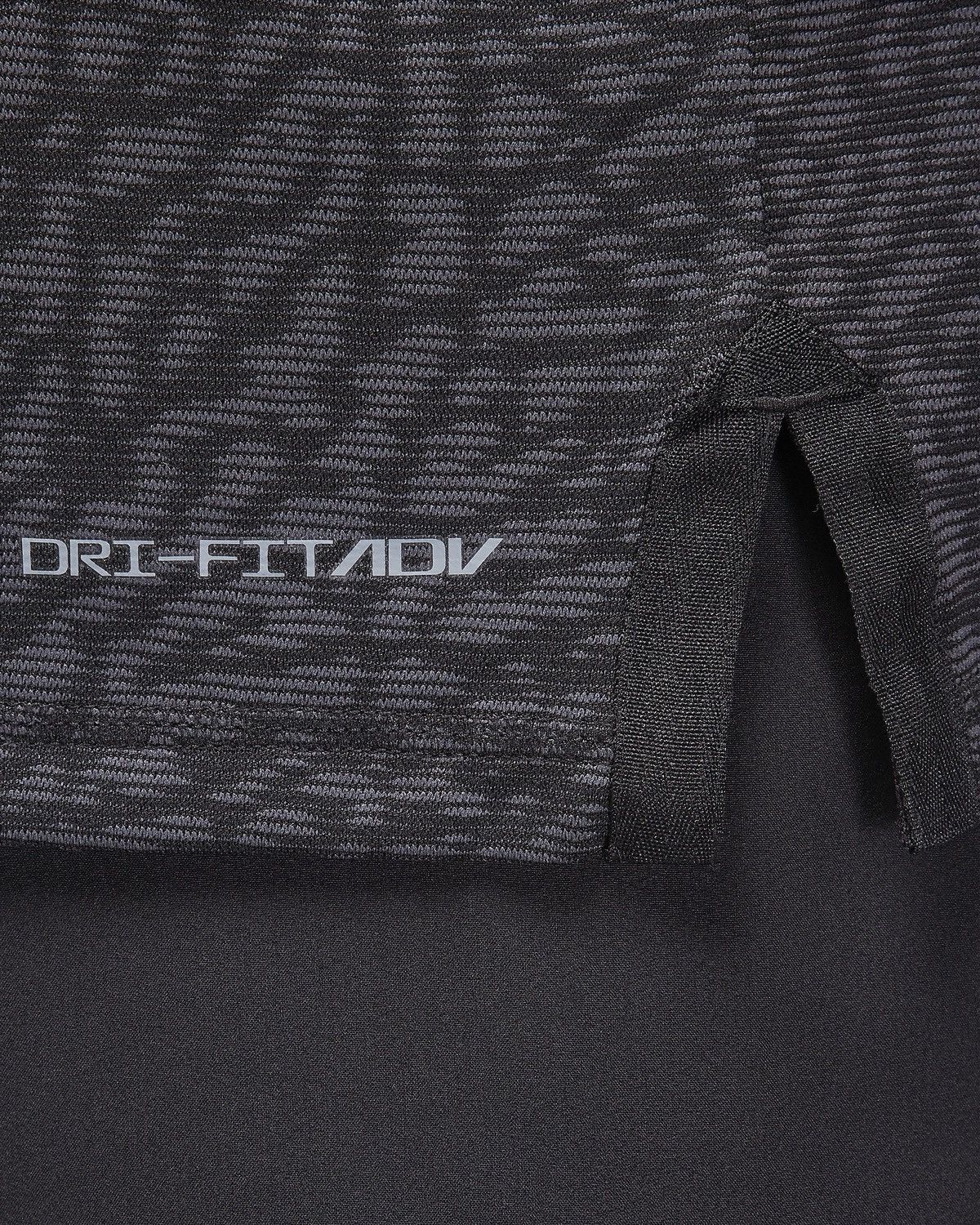 Jordan Brand Nike Air Jordan Dri-FIT ADV Long Sleeve Elephant Print Black Size US M / EU 48-50 / 2 - 4 Thumbnail