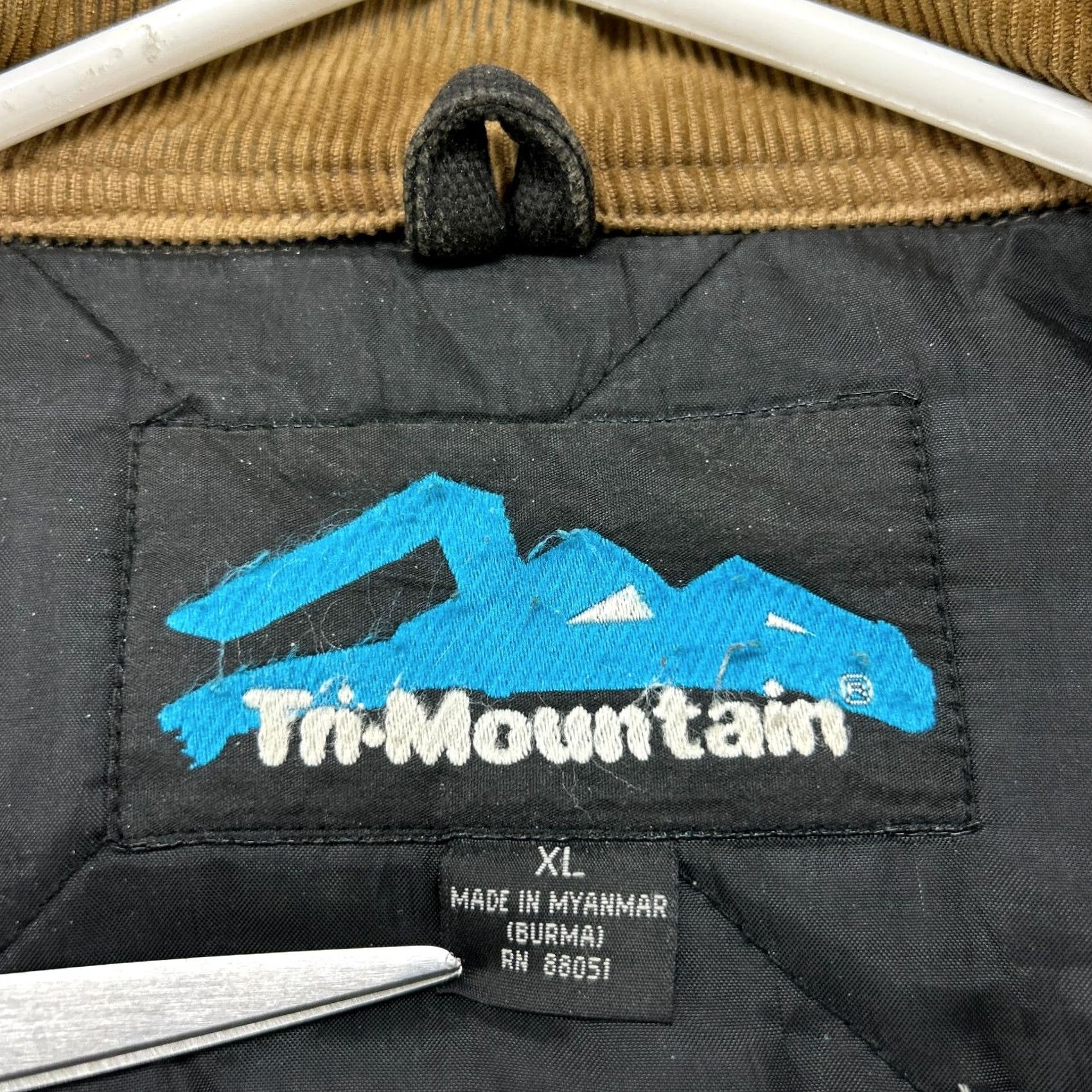 Vintage VINTAGE Tri Mountain Jacket Mens XL Black Canvas Quilted Workwear 90s Bomber Jacket Regular Mens Size US XL / EU 56 / 4 - 7 Thumbnail