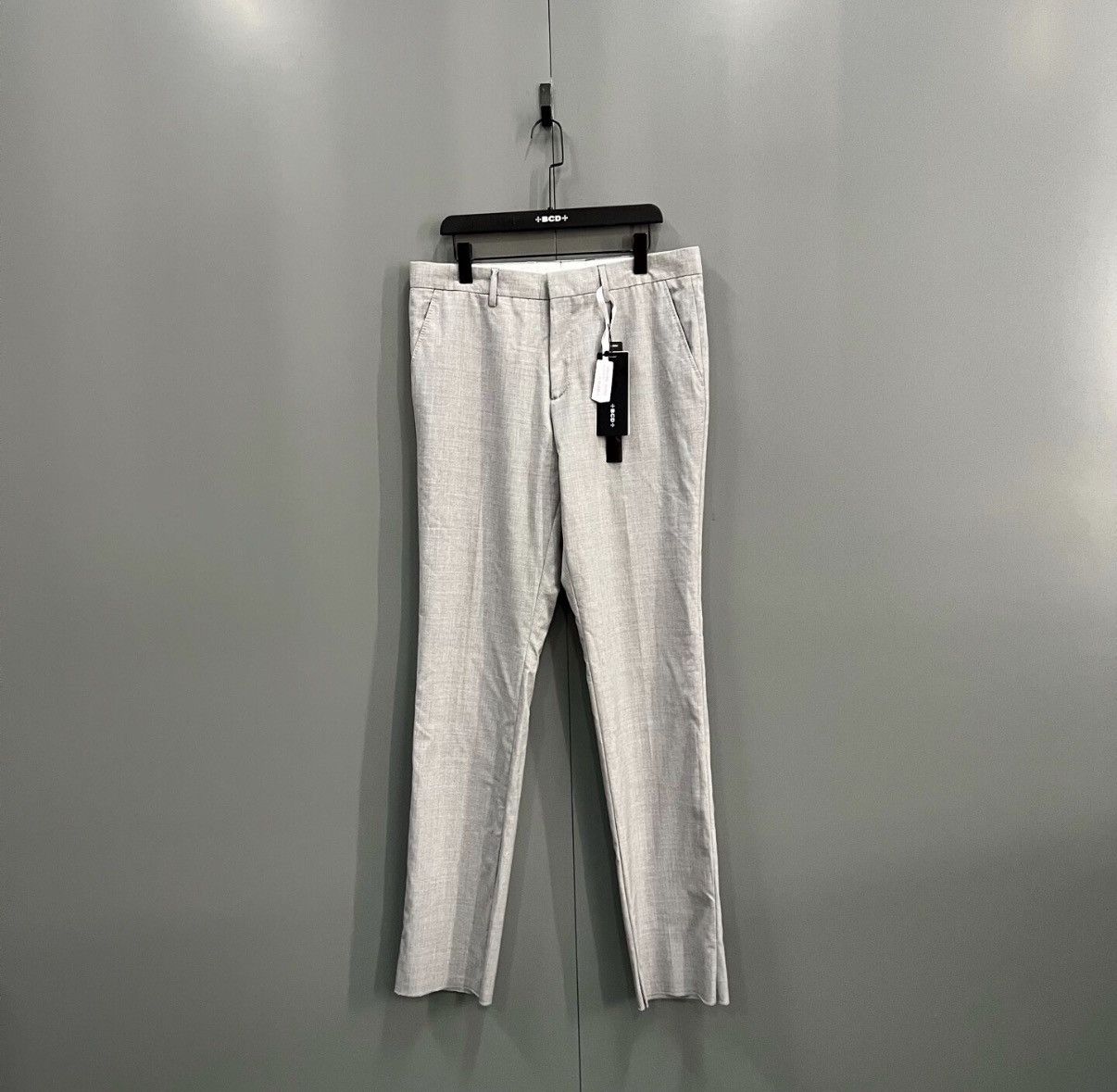 Burberry Burberry Light Grey Dress Pants J41 Size US 34 / EU 50 - 1 Thumbnail