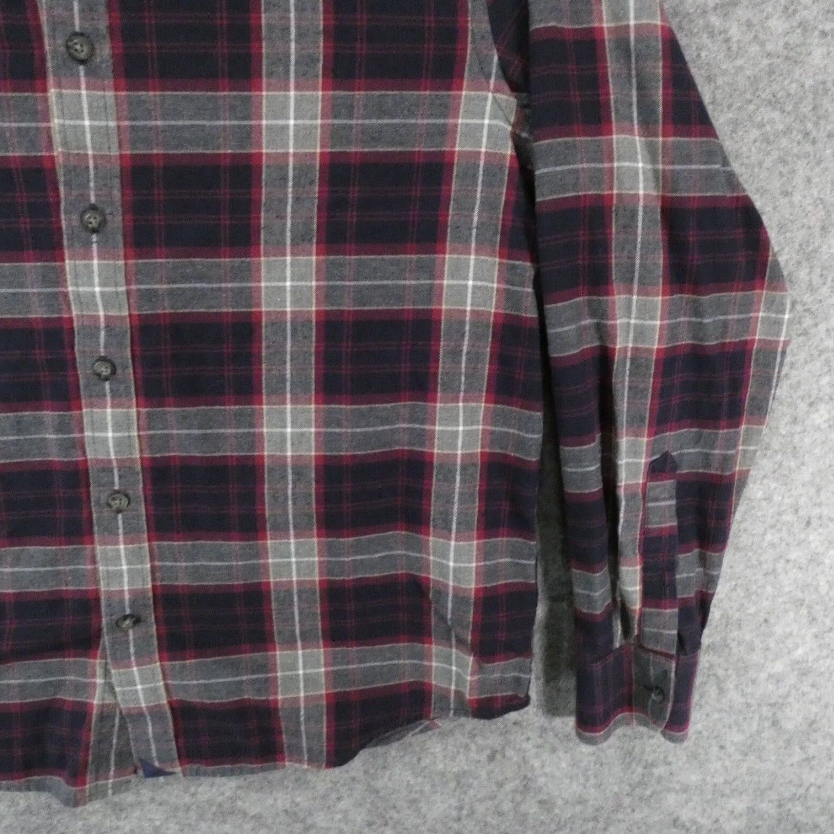 UNTUCKit UNTUCKit Shirt Mens Large Long Sleeve Button Up Navy Gray Red Plaid Size US L / EU 52-54 / 3 - 5 Thumbnail