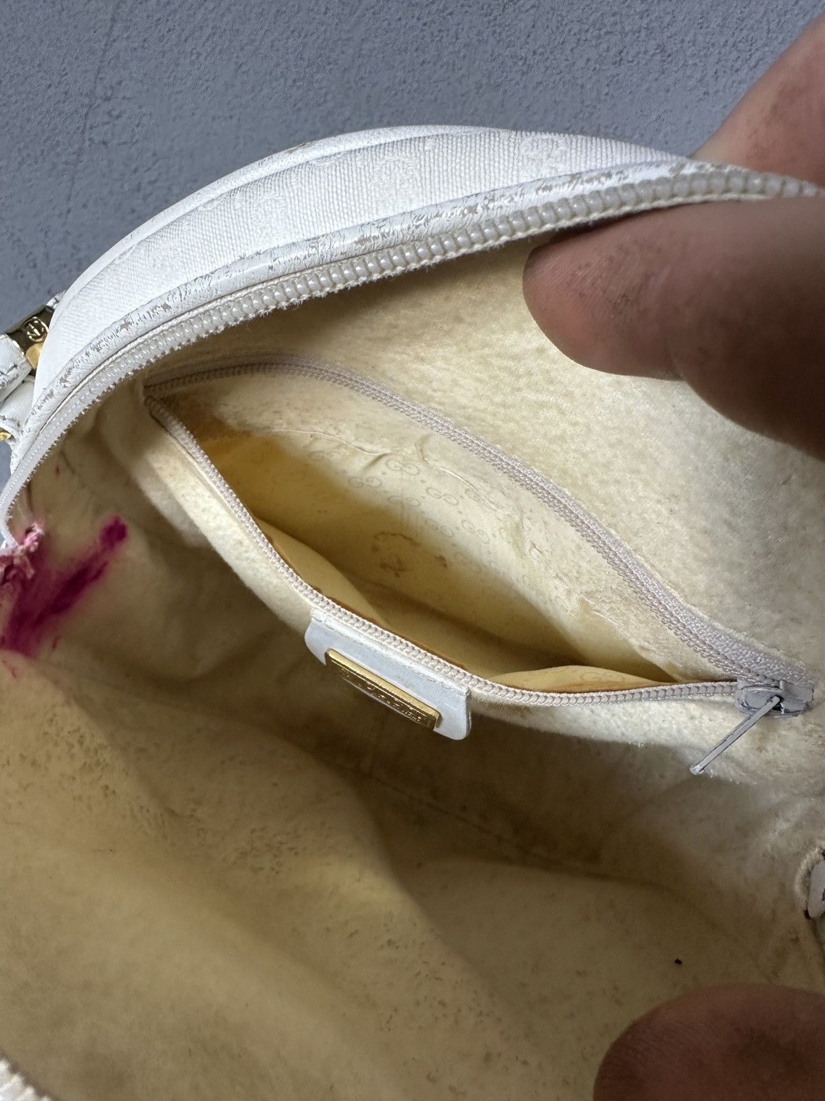 Gucci Vintage Gucci GG Micro Guccissima Canteen Circle Round Bag Size ONE SIZE - 9 Thumbnail