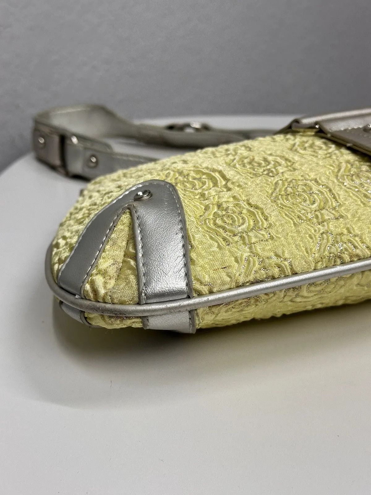 14th Addiction Vintage Japan Guess Leather Bag Yellow Messenger Y2K Size ONE SIZE - 11 Thumbnail