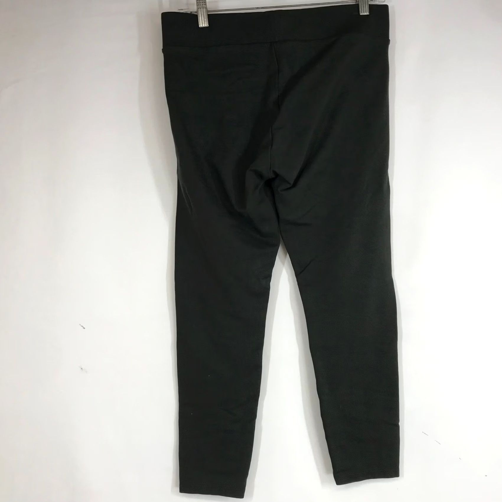 Vintage VINTAGE Daily Ritual Women's Black Knit High Waisted Leggings Size Medium Size 32" / US 10 / IT 46 - 4 Thumbnail