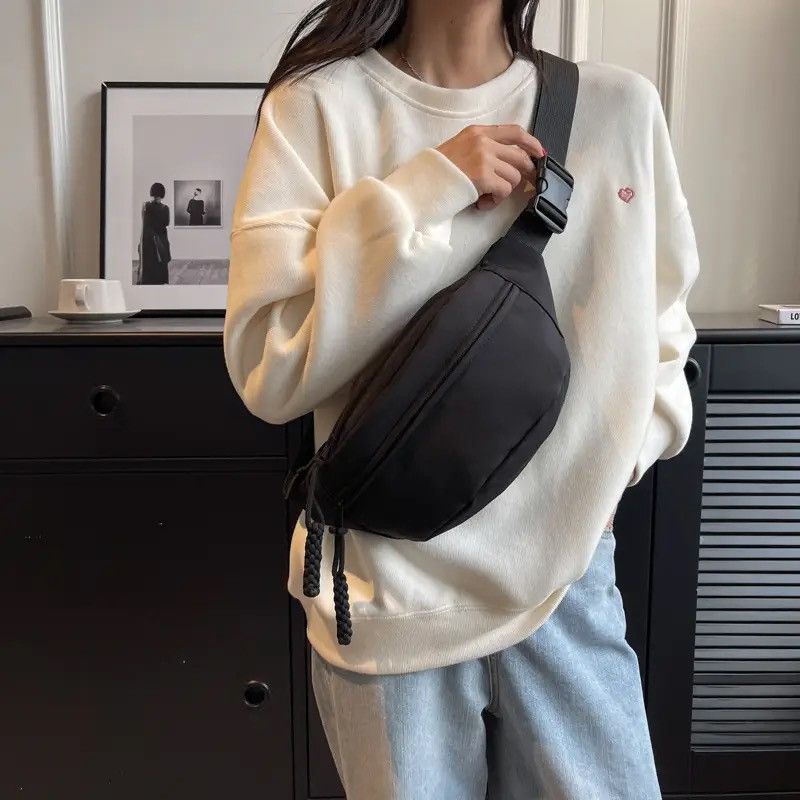 Japanese Brand Banana Sling Crossbody Shoulder Bag Size ONE SIZE - 2 Thumbnail