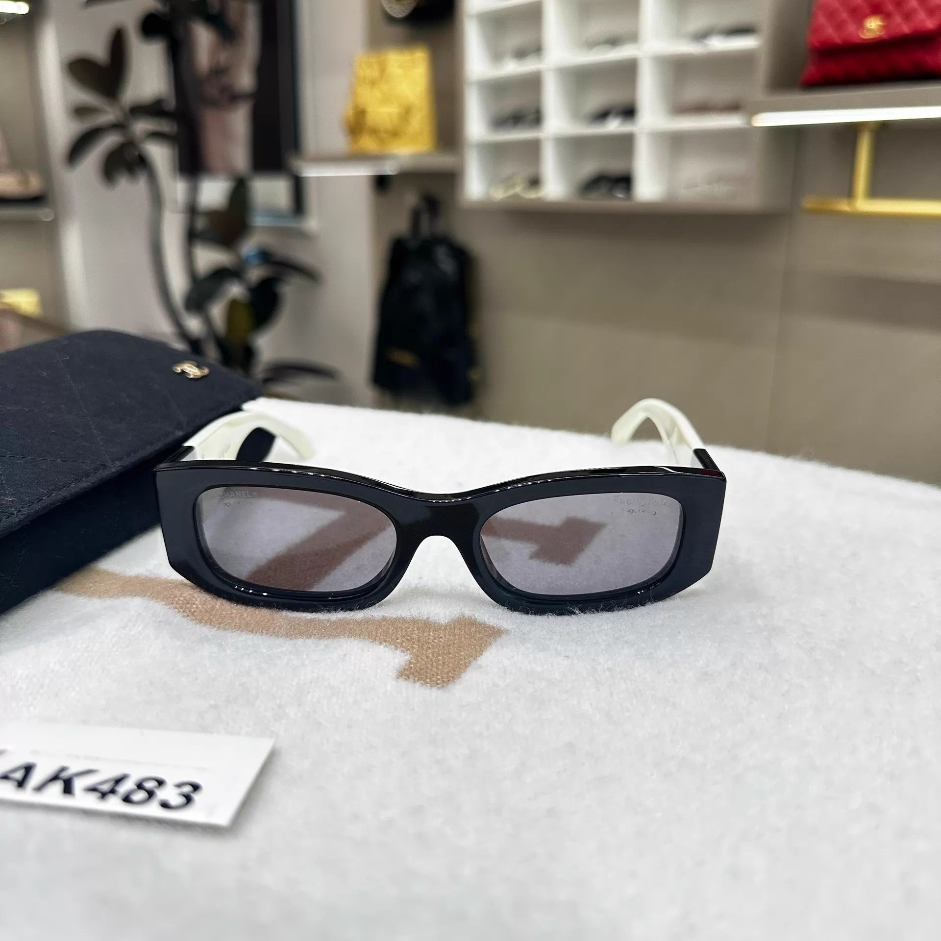 Chanel Chanel Panda Sunglasses Yibo New w/ Case Dust Bag AK483 Size ONE SIZE - 2 Thumbnail