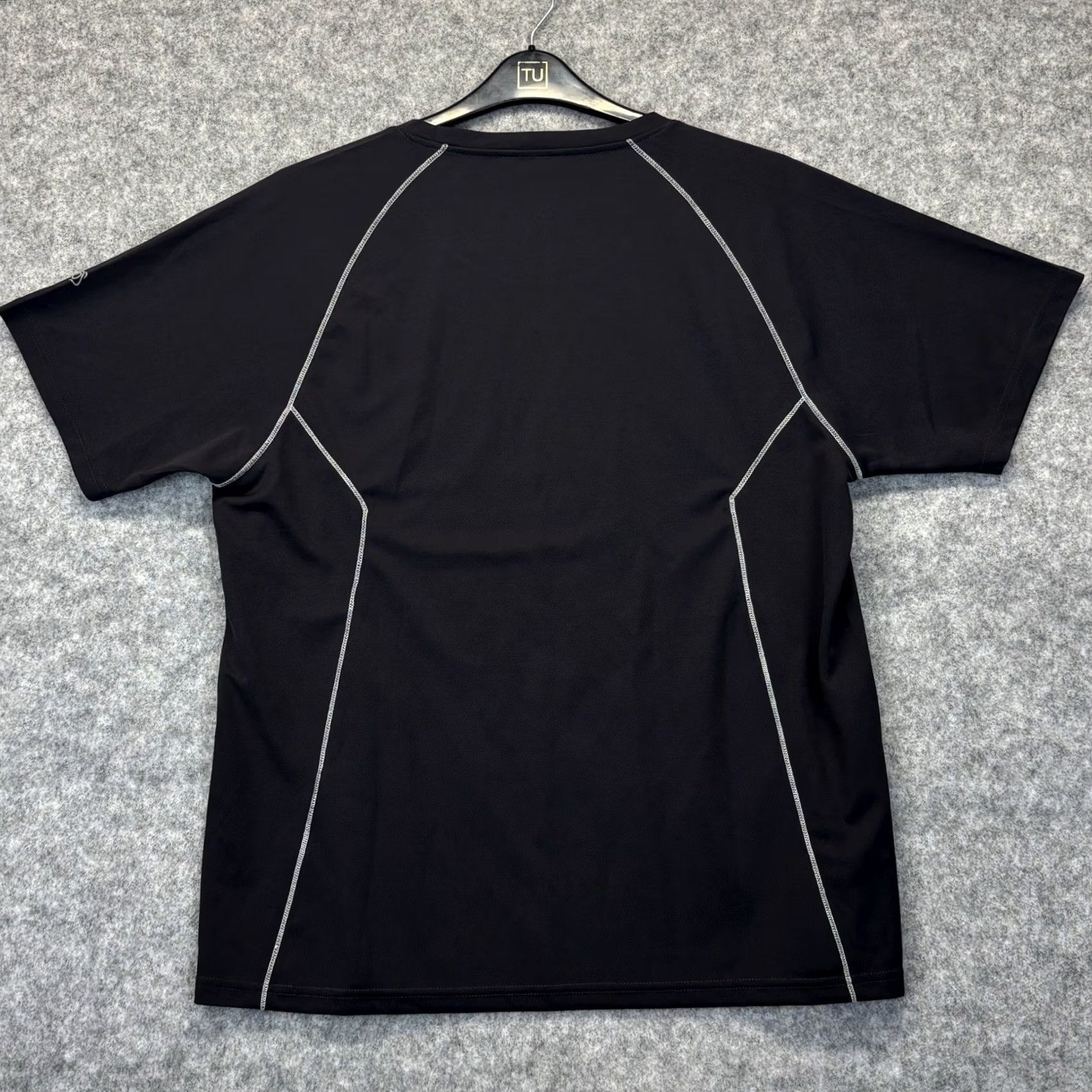 Vintage Craghoppers T Shirt XL mens Black Short Sleeve top X-Large Pre Loved Size US XL / EU 56 / 4 - 2 Thumbnail