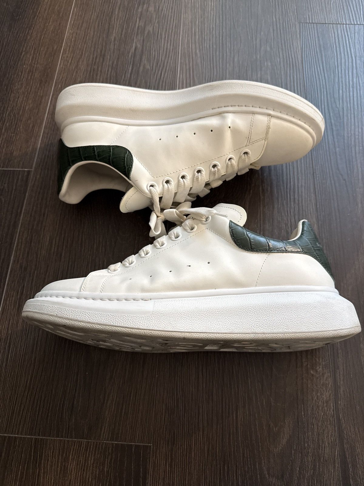 Alexander McQueen Alexander Mcqueen Oversized Sneaker Croc Green (2022) Size US 10 / EU 43 - 2 Thumbnail