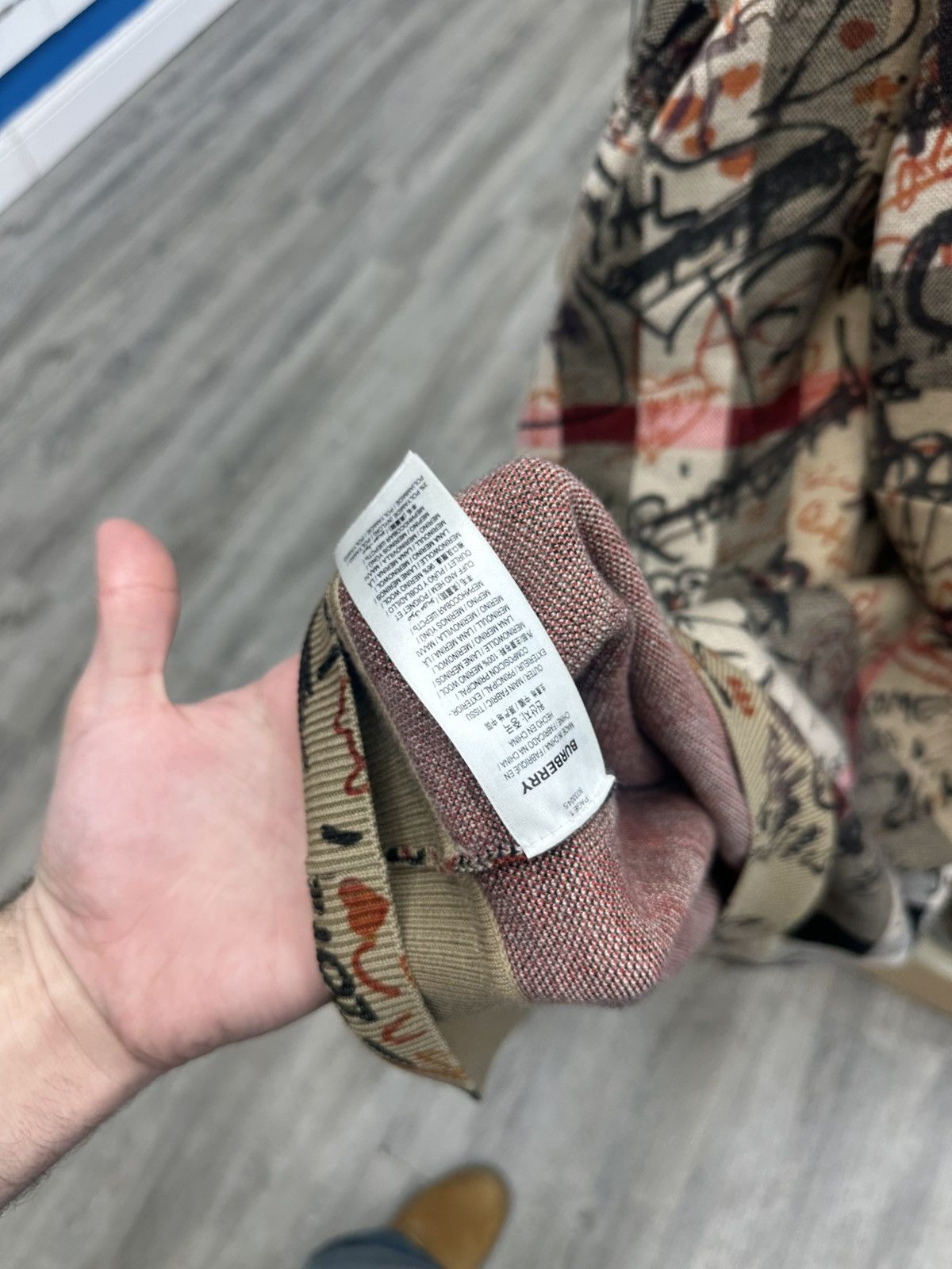 Burberry Burberry - Graffiti Print Checked Hoodie Size US XXL / EU 58 / 5 - 5 Thumbnail