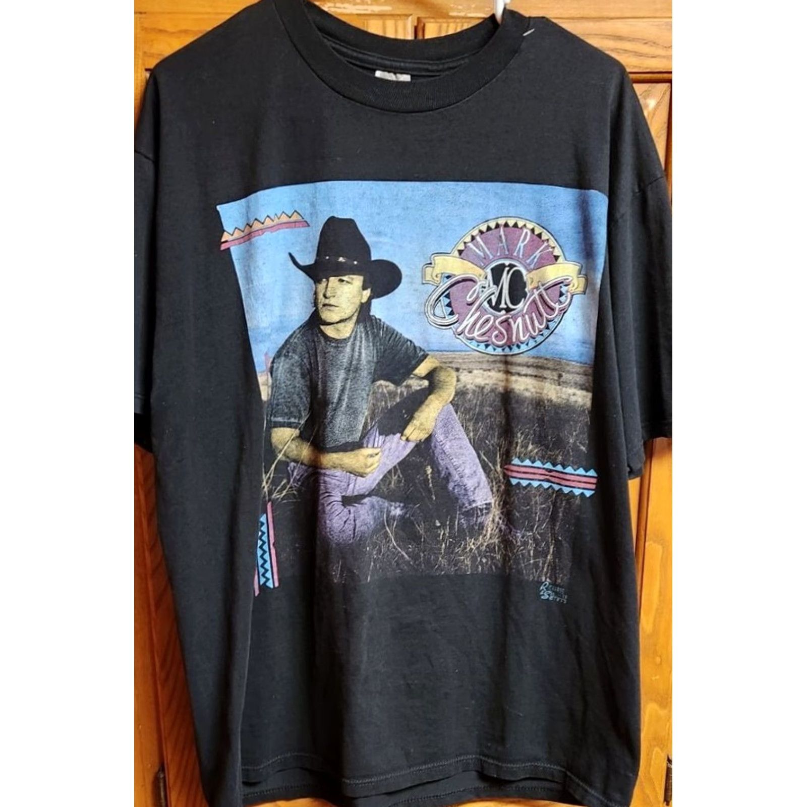 Jerzees VINTAGE 1993 MARK CHESTNUTT T SHIRT Men's XL Jerzees Graphic Tee Black Country 1990s Men's XL Size US XL / EU 56 / 4 - 3 Thumbnail