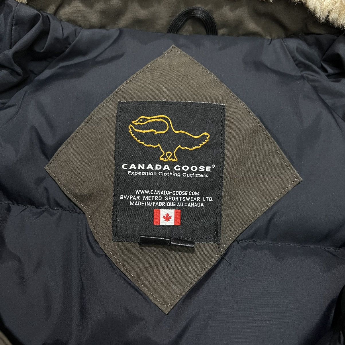 Canada Goose Canada Goose CHILLIWACK men's Airforce shearling bomber Size US XS / EU 42 / 0 - 18 Thumbnail