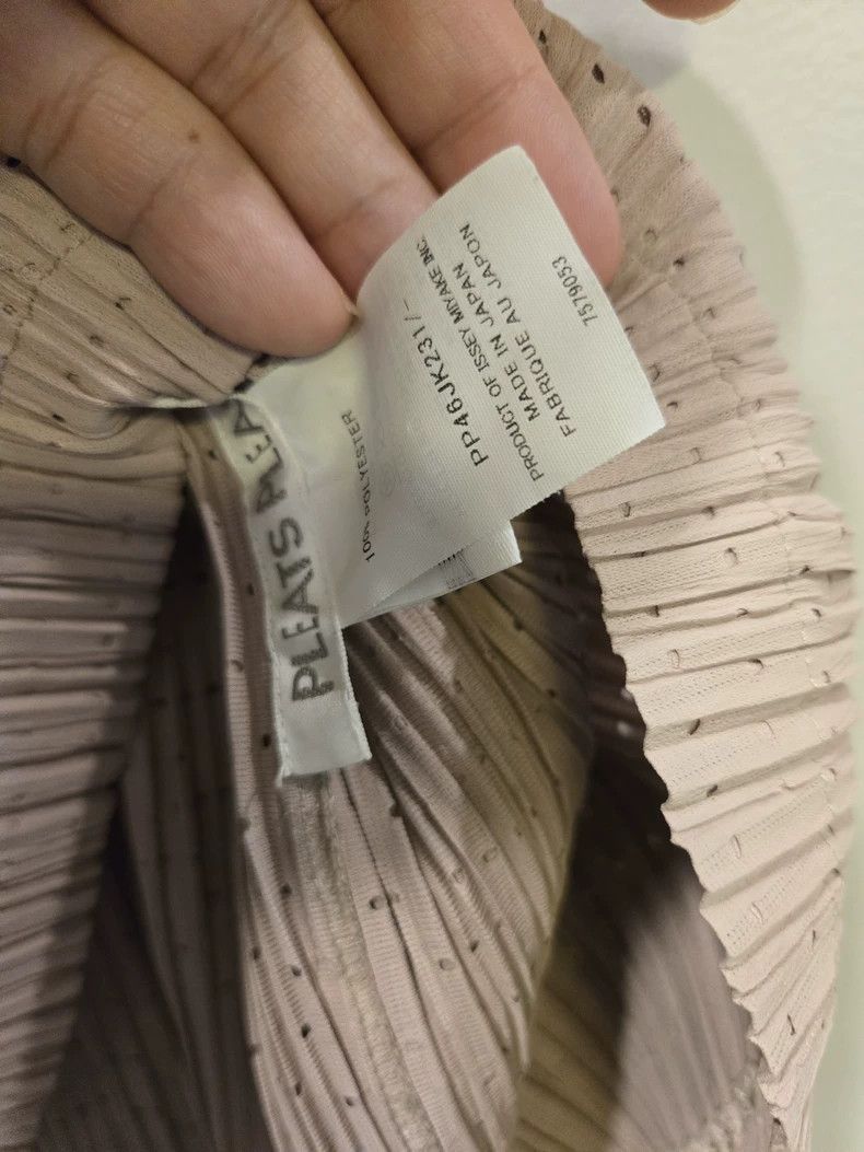 Issey Miyake Issey Miyake size:one size Pink hole vest Size S / US 4 / IT 40 - 2 Thumbnail