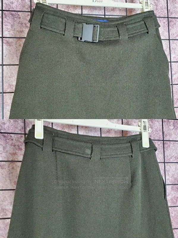 Burberry Burberry Green Wool A-Line Skirt for Spring. Size 23" - 3 Thumbnail
