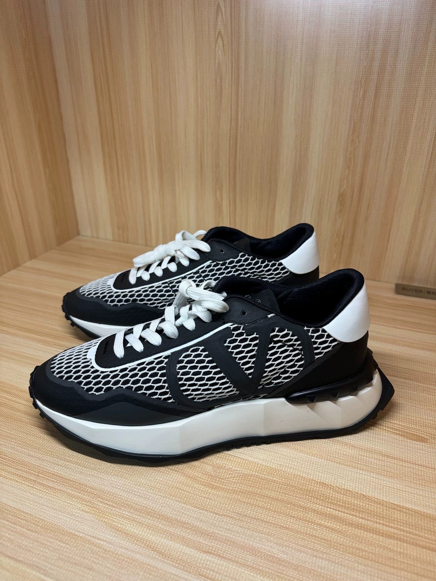 Valentino VALENTINO Double Mesh Black & White 41 Rivet Thick Trainer Size US 8 / EU 41 - 1 Thumbnail