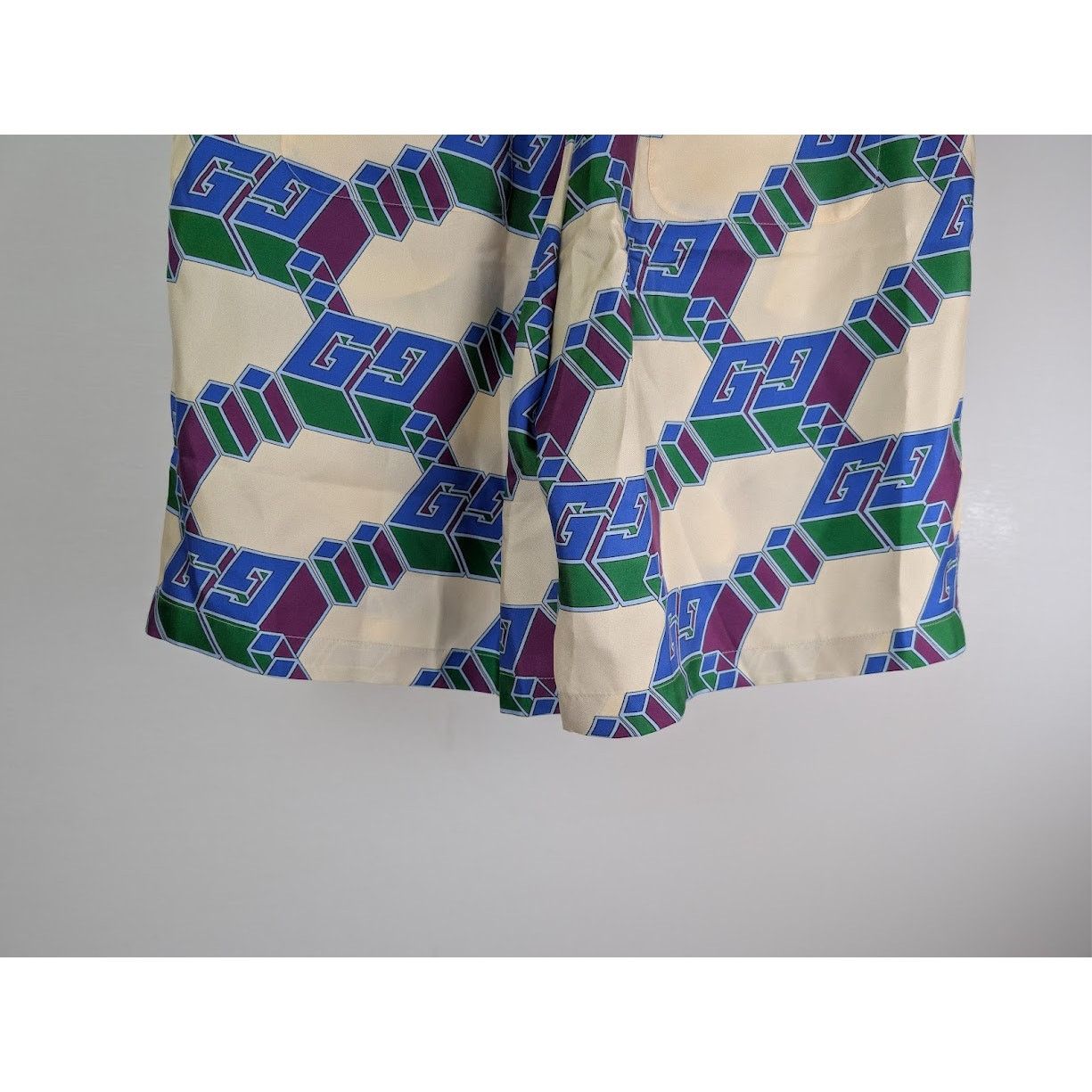 Gucci o1rshd1 Short Pants in Ivory/Blue Size US 34 / EU 50 - 13 Thumbnail