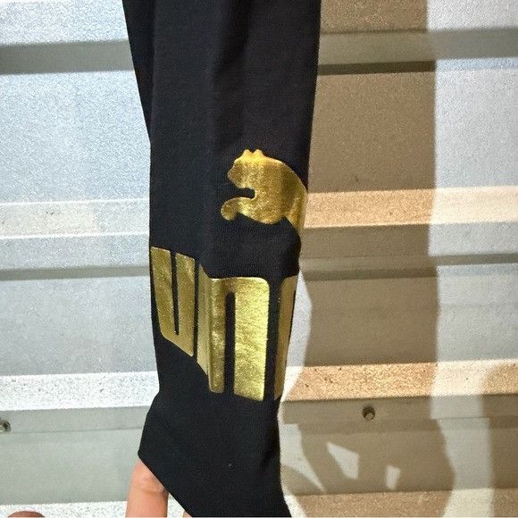 Puma PUMA Black and Gold Leggings Sz Medium M Size 26" / US 2 / IT 38 - 2 Thumbnail