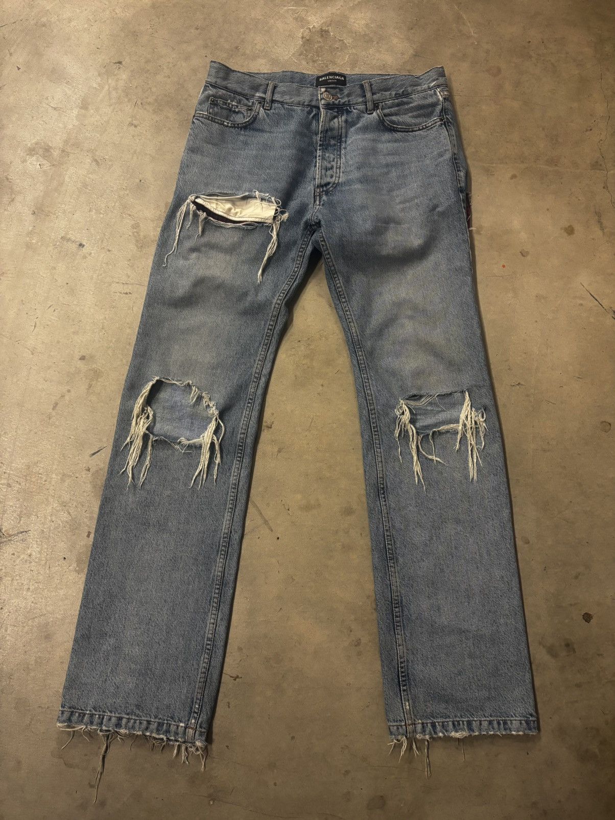 Balenciaga ss21 balenciaga distressed boxer denim Size US 29 - 2 Thumbnail
