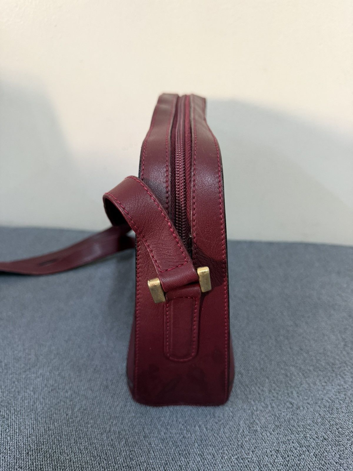 Undercover × Valentino Vintage 80s valentino leather sling bag Size ONE SIZE - 3 Thumbnail