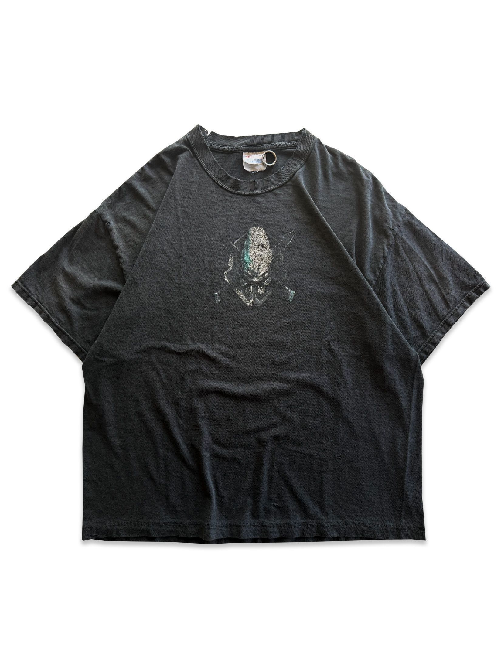Vintage 2004 Vintage Halo 2 Legendary Logo Distressed Fader Tee Size US XL / EU 56 / 4 - 1 Thumbnail