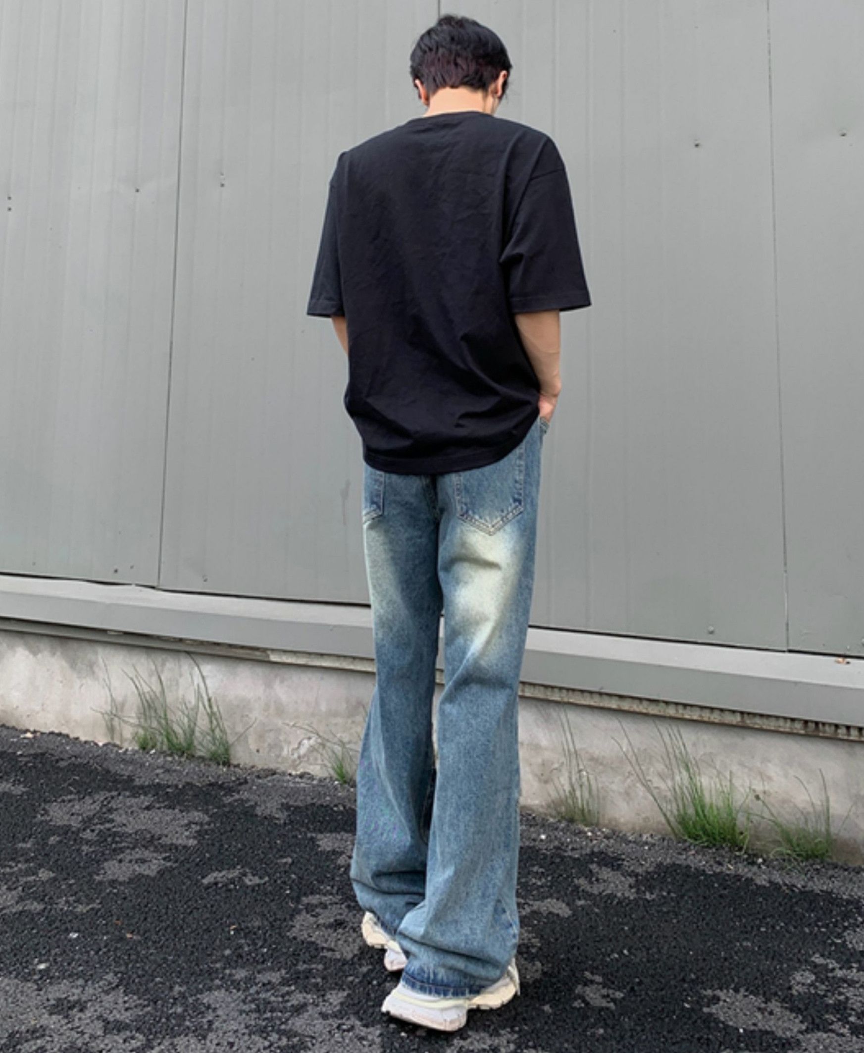 Knee pleated fade wash flaps Pocket Jeans