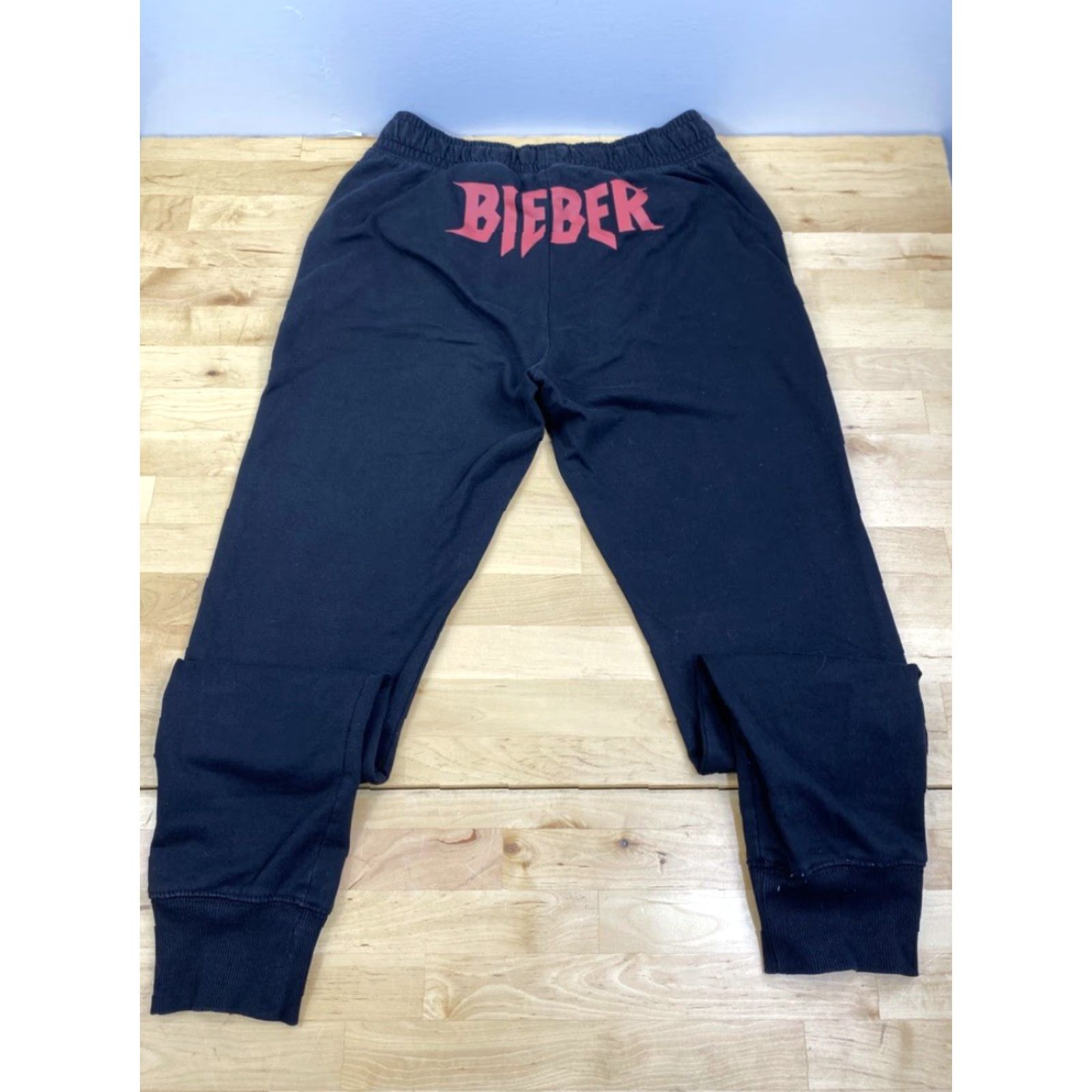Vintage **VINTAGE Divided Women's Joggers Size S** User: **Divided Women's Joggers Size S** Size 28" / US 6 / IT 42 - 4 Thumbnail