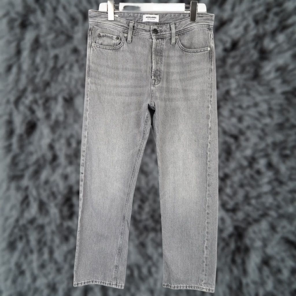 Jack & Jones JACK & JONES Relaxed Jeans Men's W31/L30 Grey Faded Whiskers Button Fly JS Relaxed/Chris Jeans Mens W31/L30 Grey Whiskers Button Fly Size US 31 - 1 Thumbnail