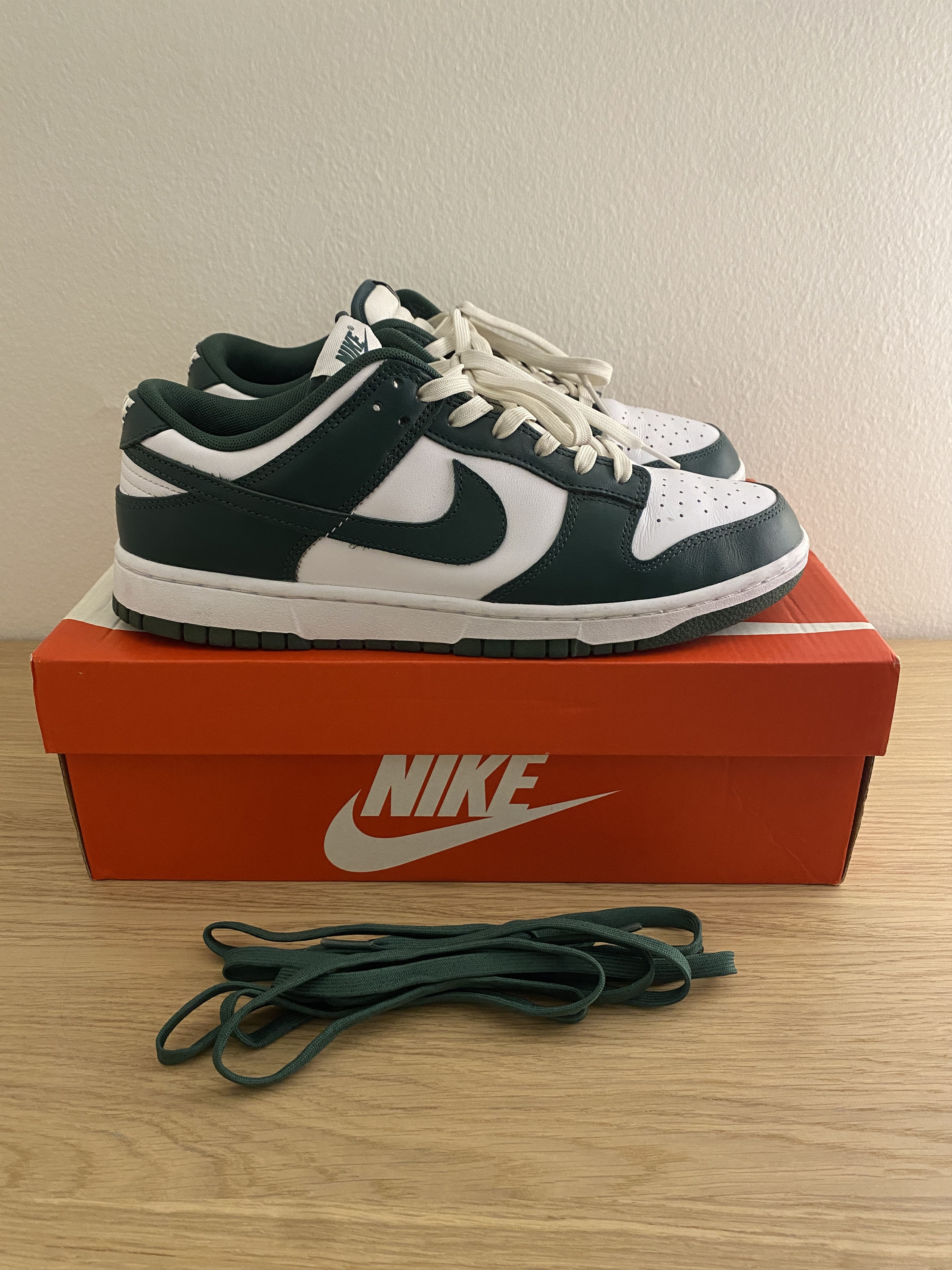 Nike Dunk Low Retro Size US 10 / EU 43 - 9 Thumbnail