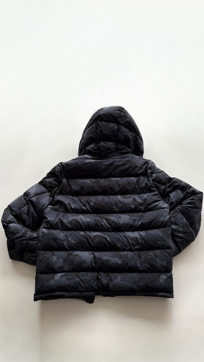 Moncler Aiton Camo Print Hooded Down Puffer Jacket Size US M / EU 48-50 / 2 - 2 Thumbnail