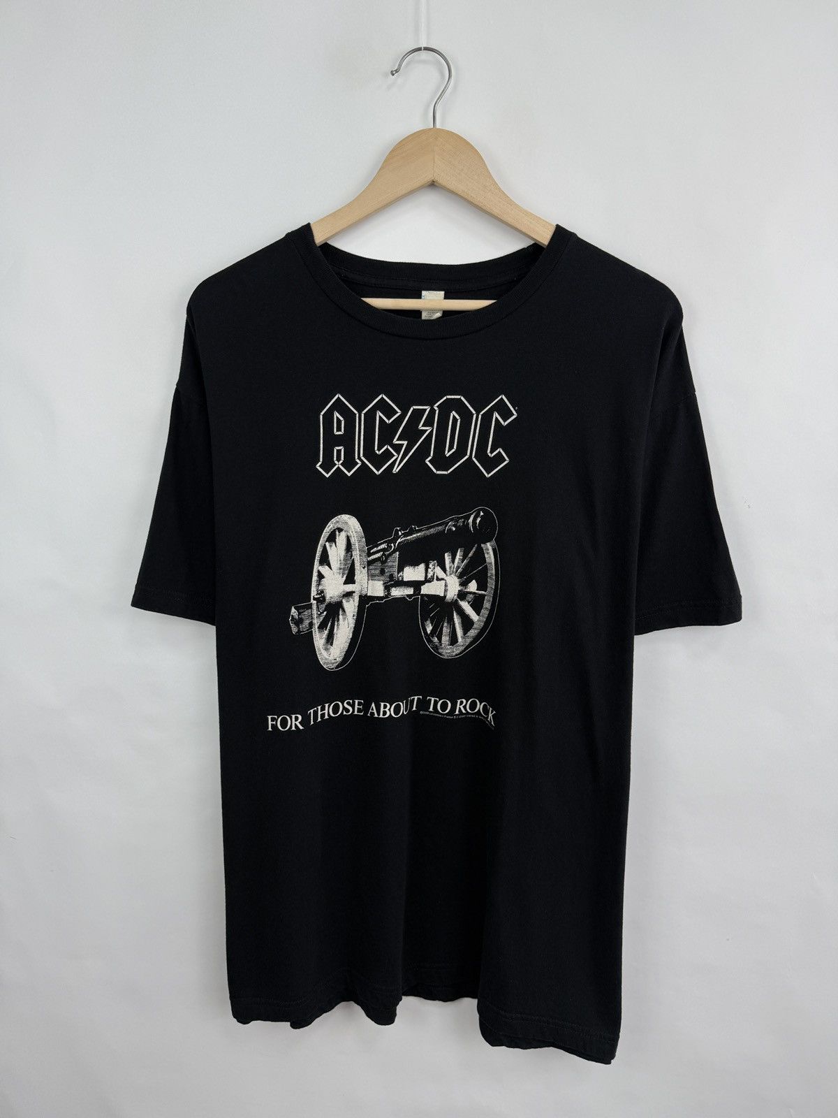 AC/DC Vintage 2006 AC/DC For Those About To Rock T-Shirt Retro Y2K Size US XL / EU 56 / 4 - 3 Thumbnail