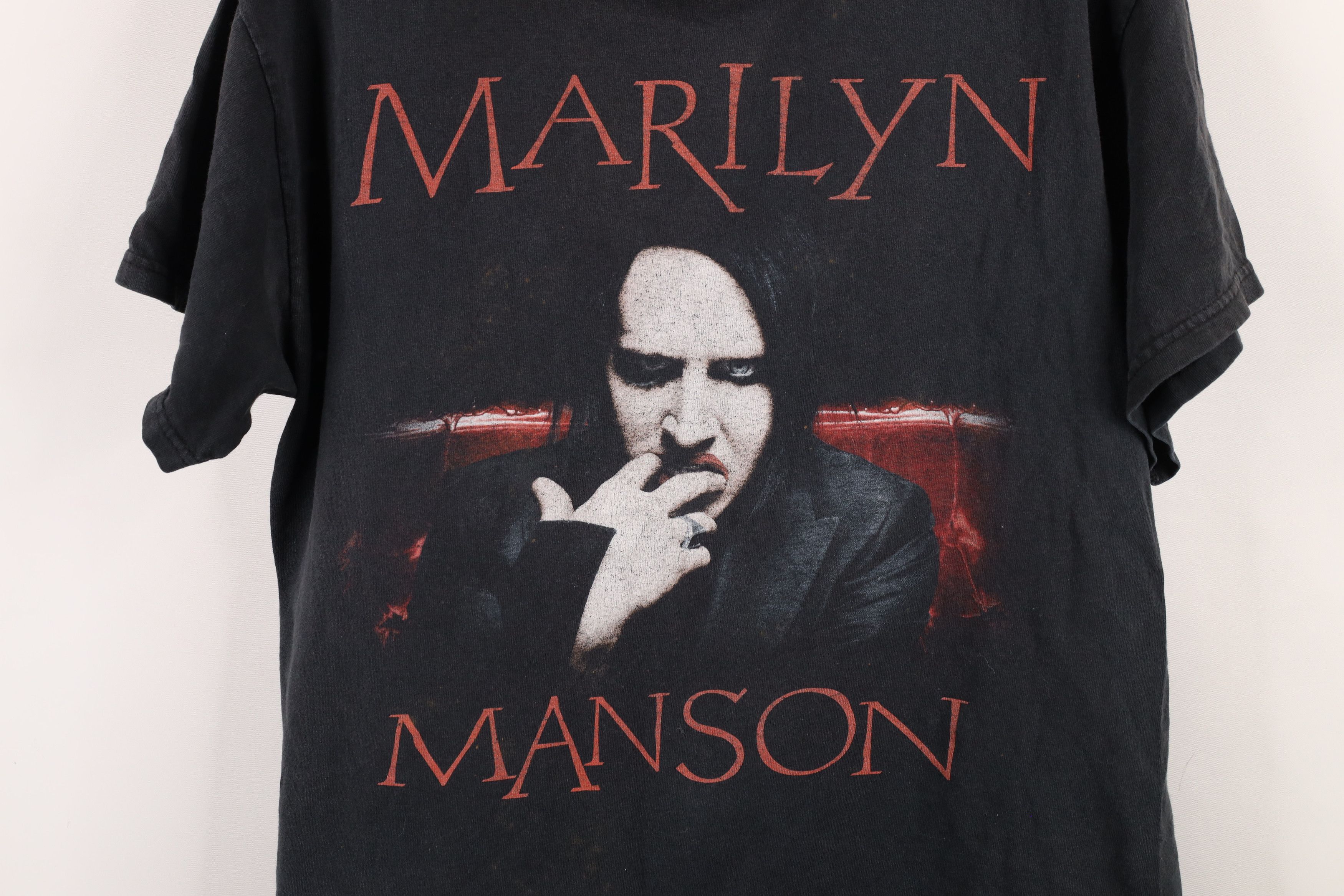 Vintage Vintage Y2K 2007 Me Drink Me Marilyn Manson Band T-Shirt Size US S / EU 44-46 / 1 - 4 Thumbnail