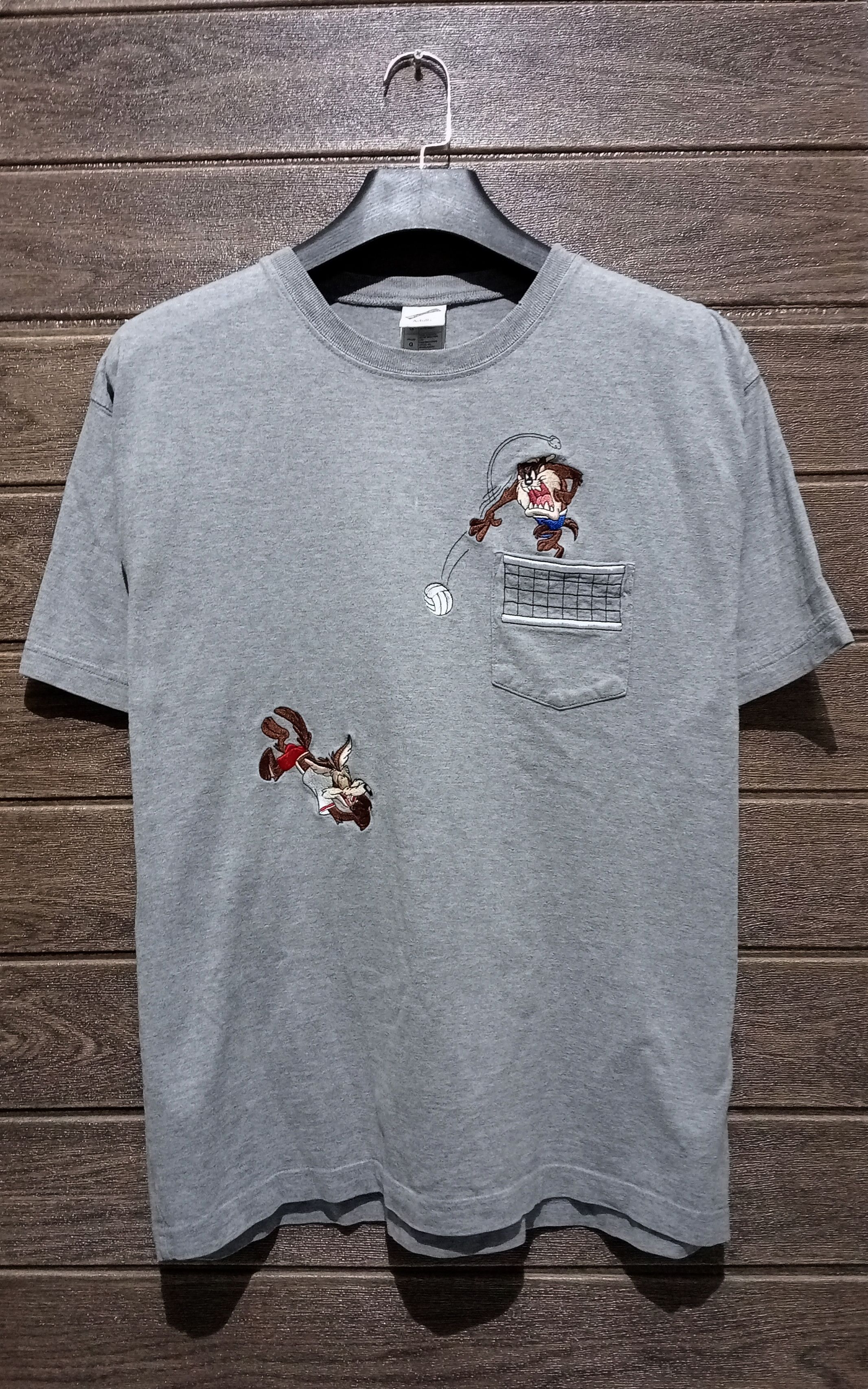 Cartoon Network Vintage '90s Warner Bros Studio Store Embroidery Pocket Tee Size US L / EU 52-54 / 3 - 1 Thumbnail