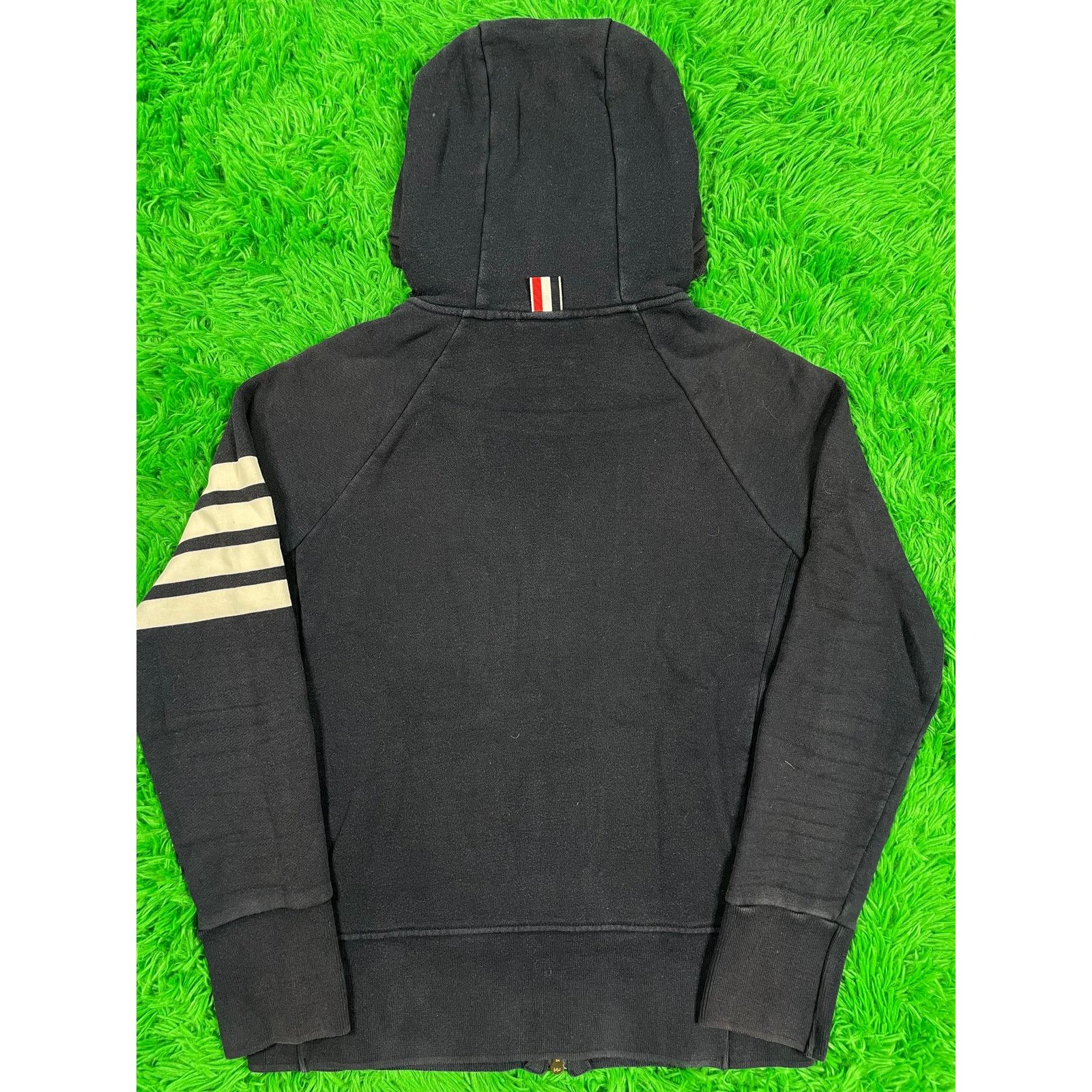 Thom Browne Thom Browne Navy Zip Up Size 1 Used Size XS / US 0-2 / IT 36-38 - 2 Thumbnail