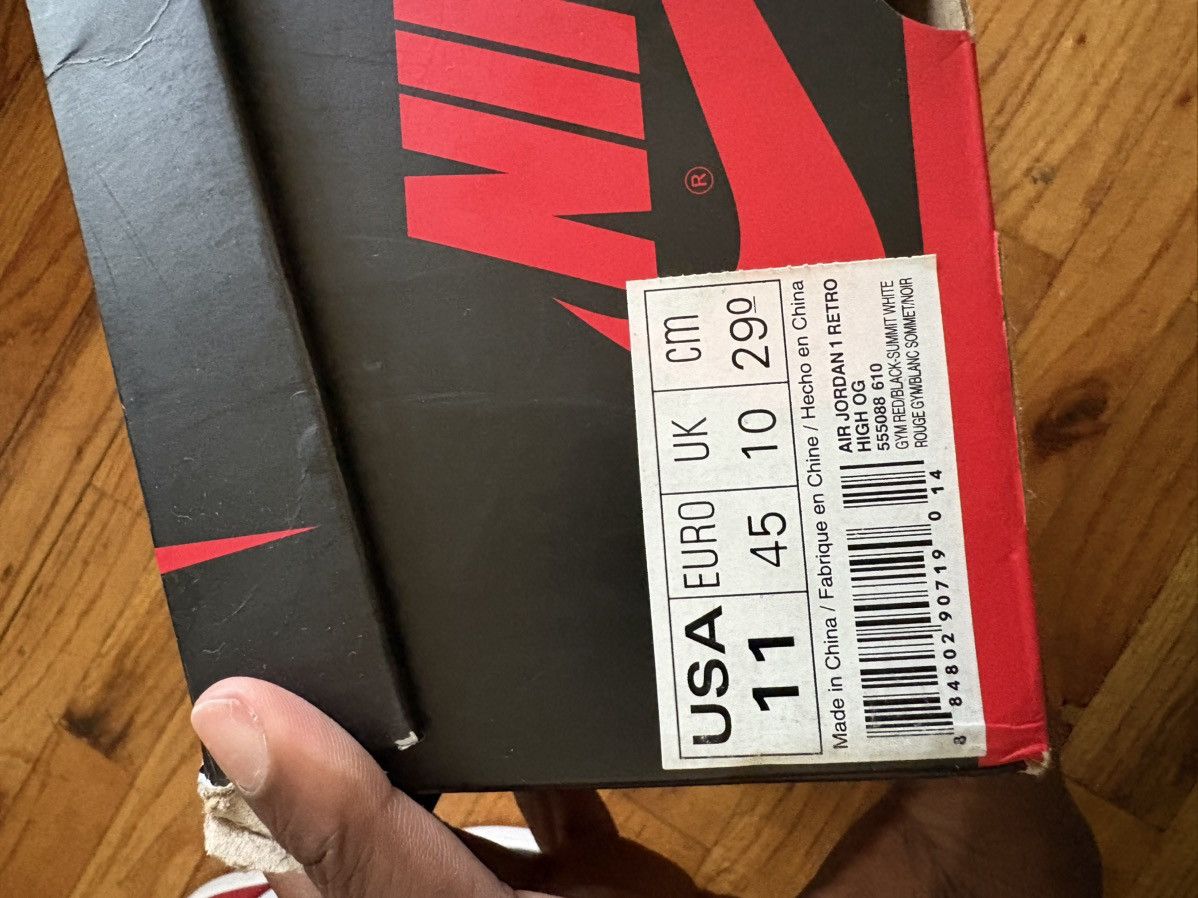 Jordan Brand Air Jordan Retro 1 Bred toe Size US 11 / EU 44 - 6 Thumbnail