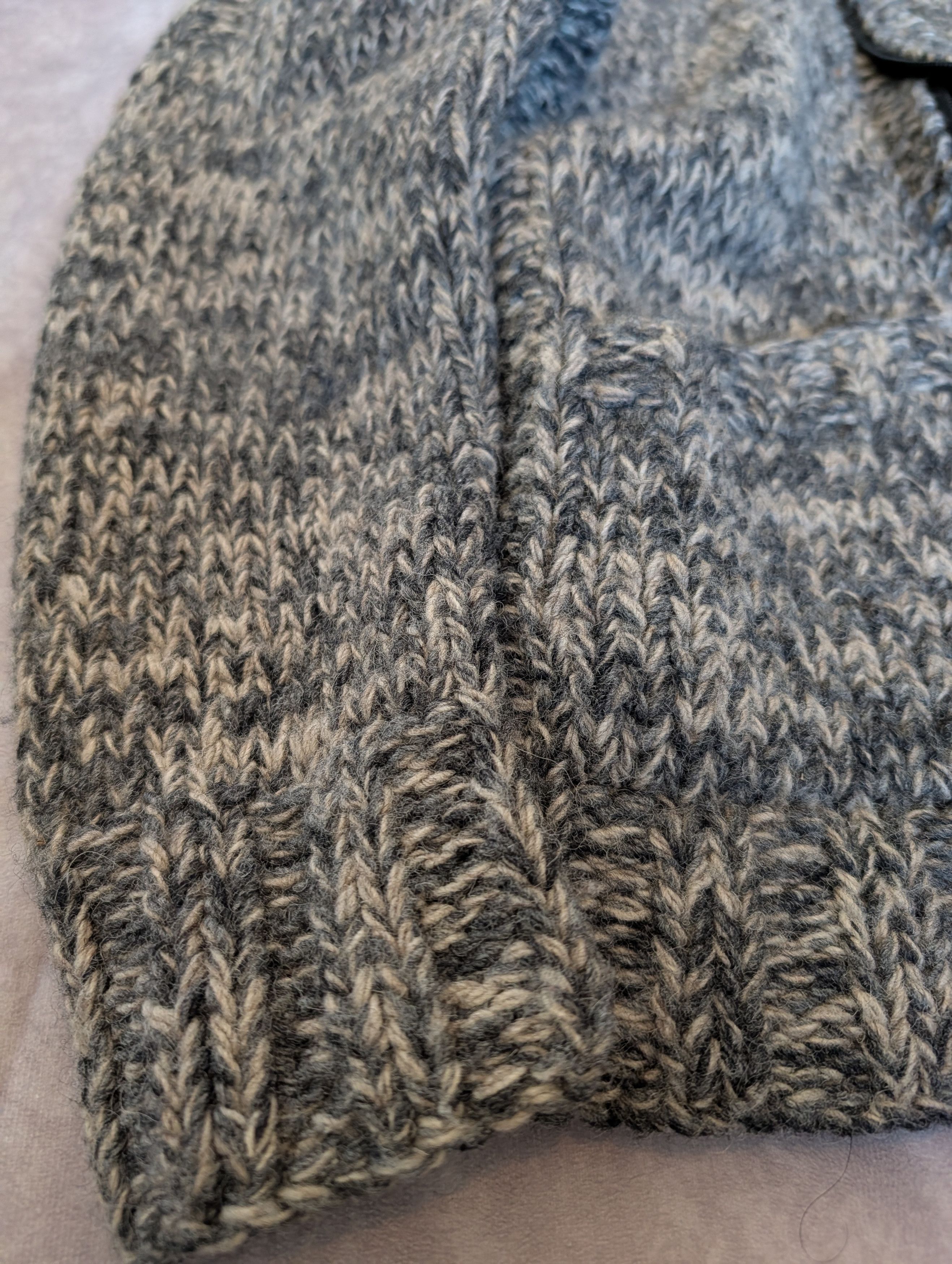 Wings + Horns Handknit Cowichan Size US M / EU 48-50 / 2 - 5 Thumbnail