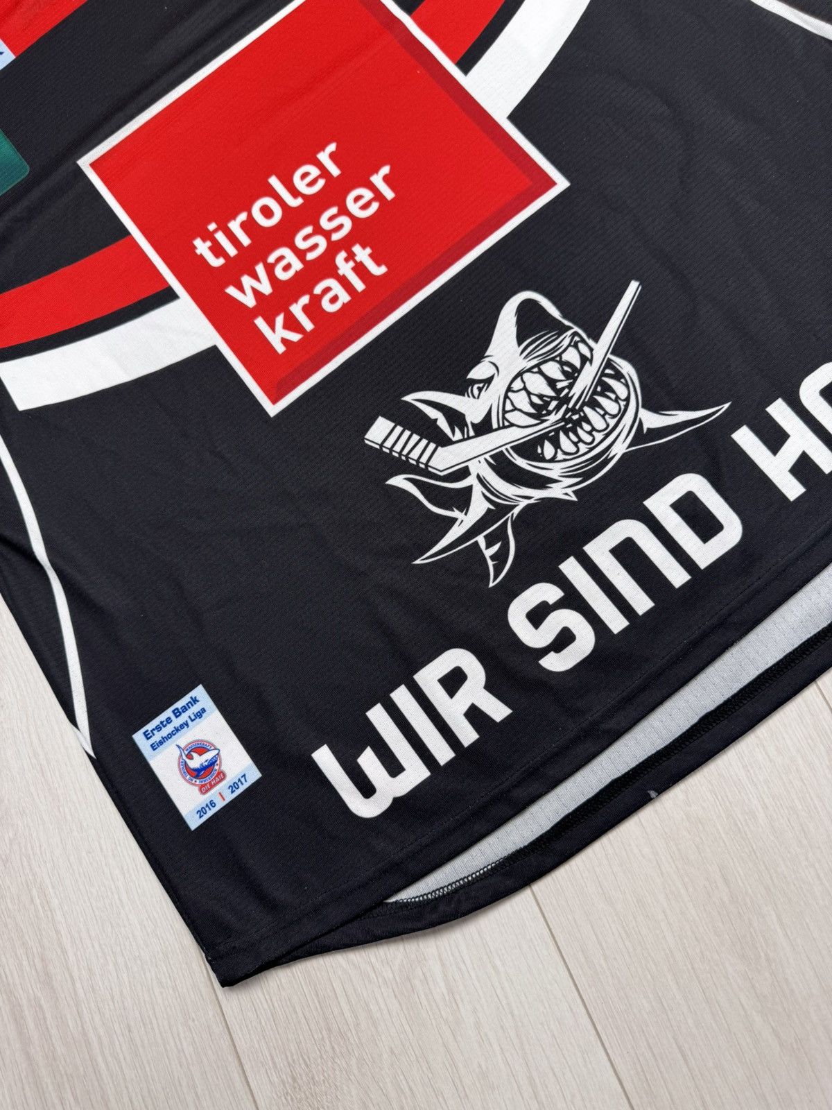Other HC Tiroler Wasserkraft Innsbruck Die Haie 2016-17 Size US XL / EU 56 / 4 - 4 Thumbnail