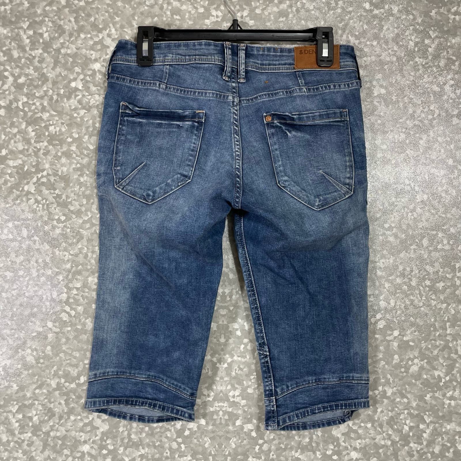 H&M H&M & Denim Low Waist Seamed Bermuda Jean Shorts - Size 8 Size 28" / US 6 / IT 42 - 7 Thumbnail
