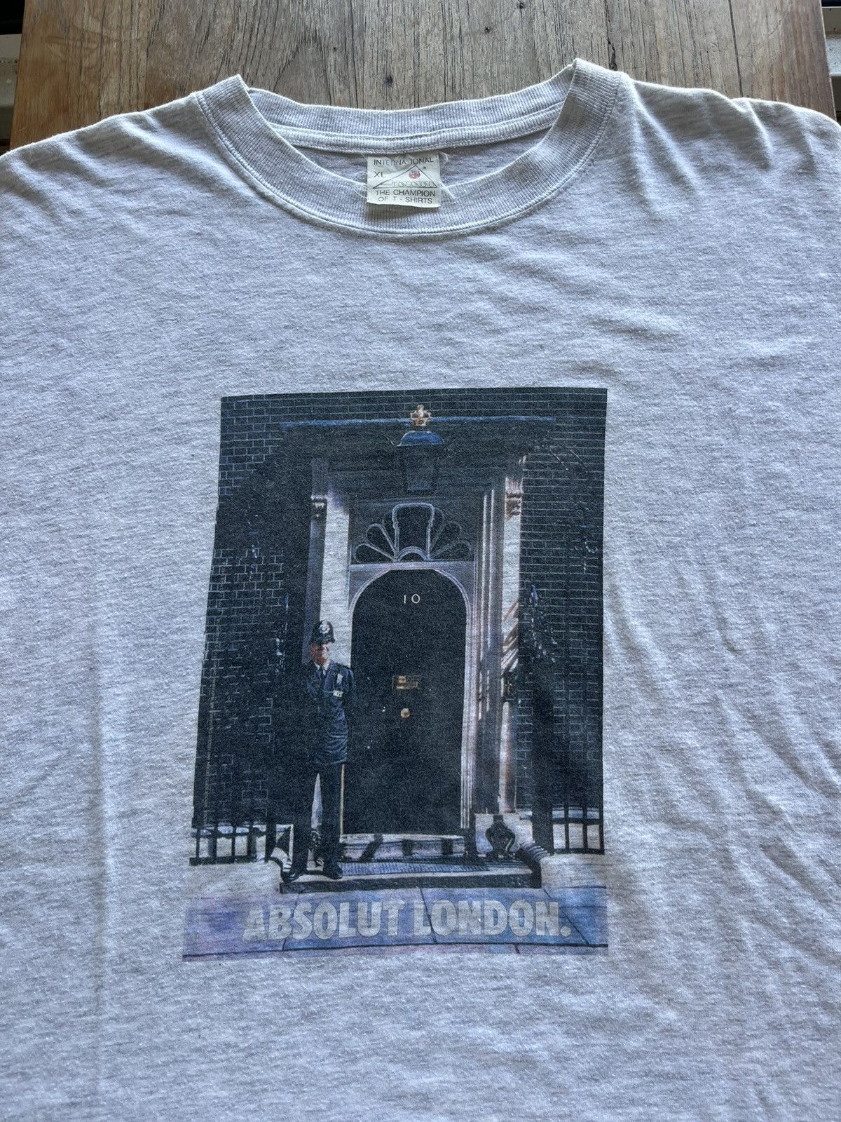 Vintage Vintage ABSOLUT VODKA promo London/madrid 1994’s T-shirt Size US XL / EU 56 / 4 - 4 Thumbnail