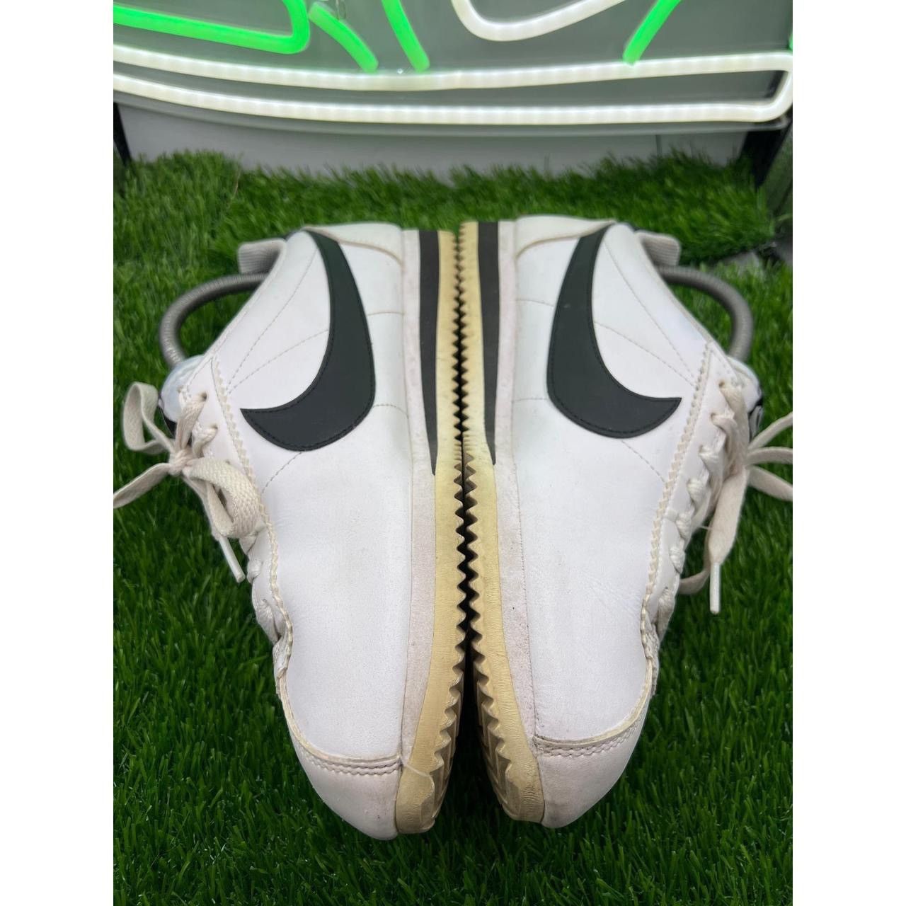 Nike Nike Cortez Basic Womens 7.5 White Black Gum Sole Sneakers Size US 7.5 / IT 37.5 - 3 Thumbnail