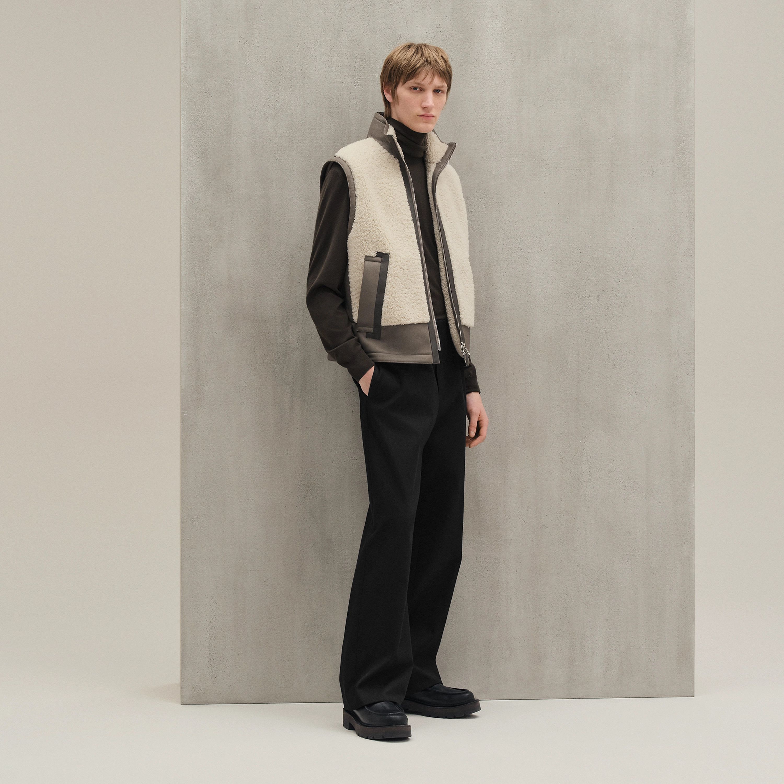Hermes Ultimate Ultra Rare $16K w/tax Calf Shearling Leather Vest Size US M / EU 48-50 / 2 - 2 Thumbnail
