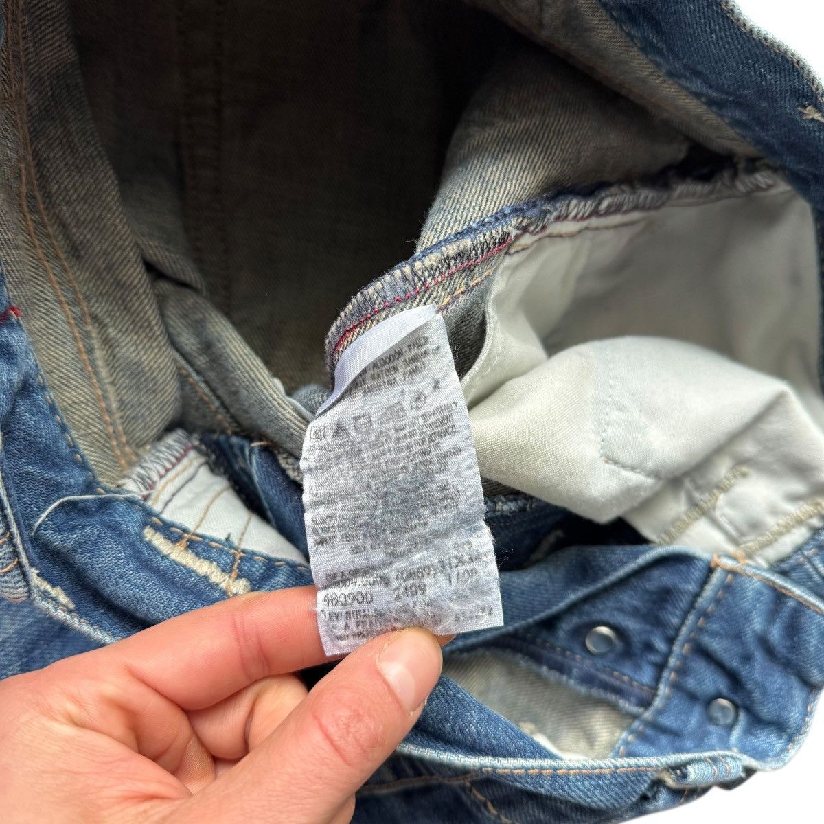 Levi's INSANE 1 of 1 Red Tab Levi’s engineered jeans buckleback y2k Size US 31 - 13 Thumbnail